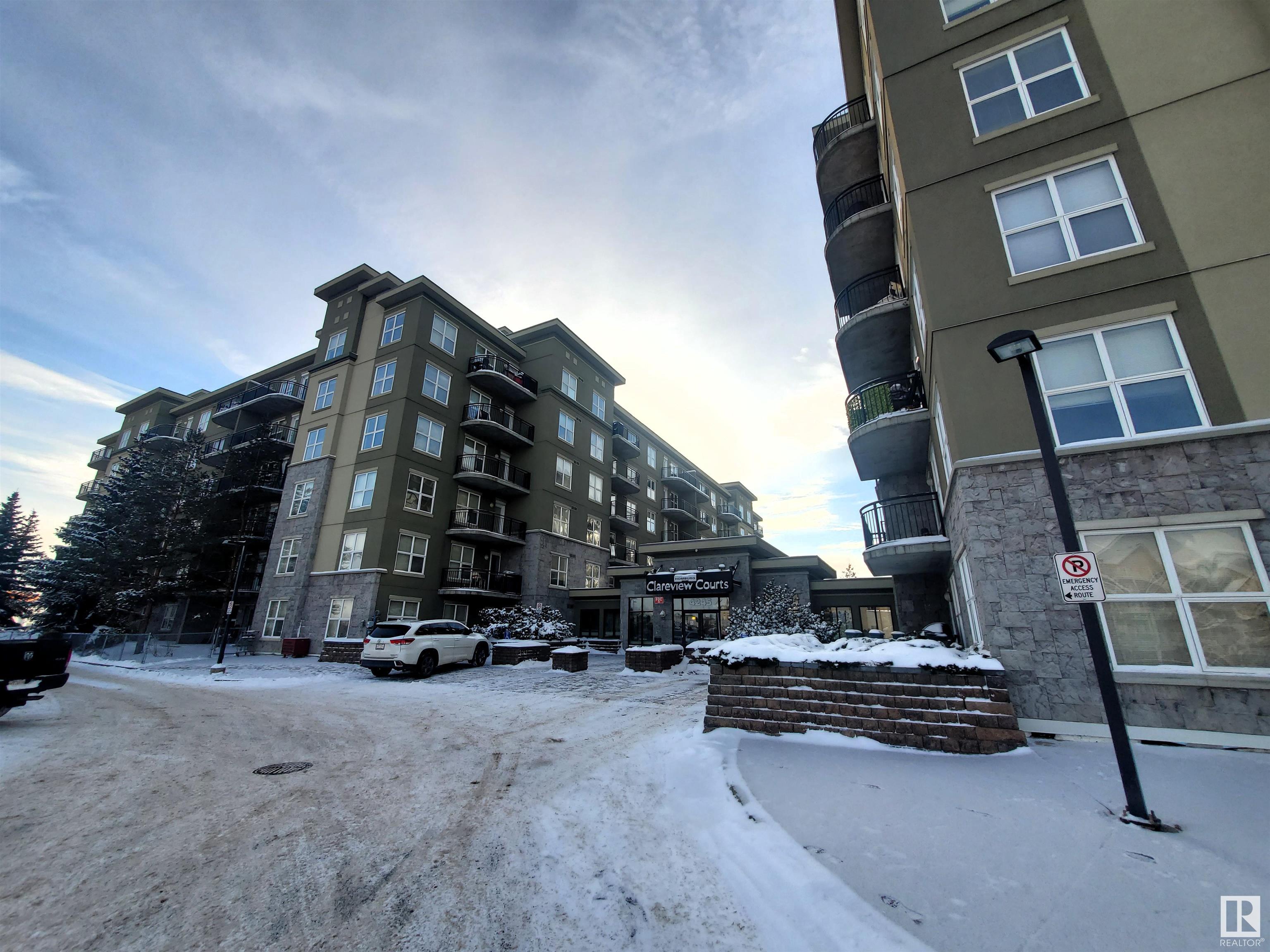      #1-311 4245 139 AV NW , Edmonton,  ,T5Y 3E8 ;  Listing Number: MLS E4415067