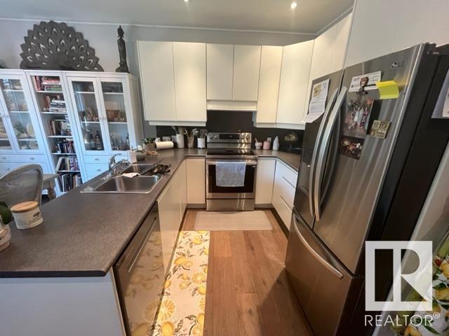      #204 11415 100 AV NW , Edmonton,  ,T5K 0J5 ;  Listing Number: MLS E4415073