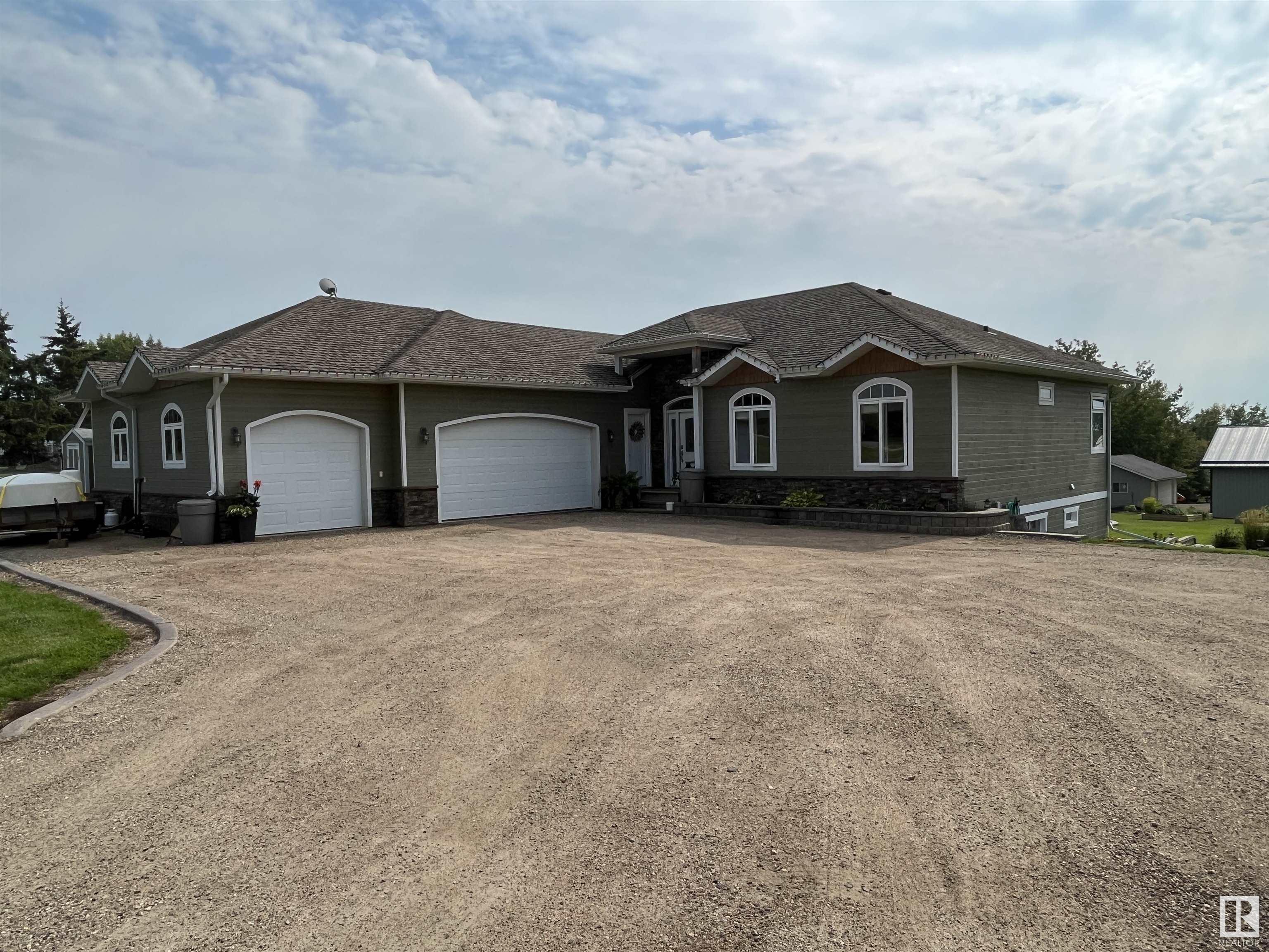      61314 RR 463 , Rural Bonnyville M.D.,  ,T9N 2H3 ;  Listing Number: MLS E4415075