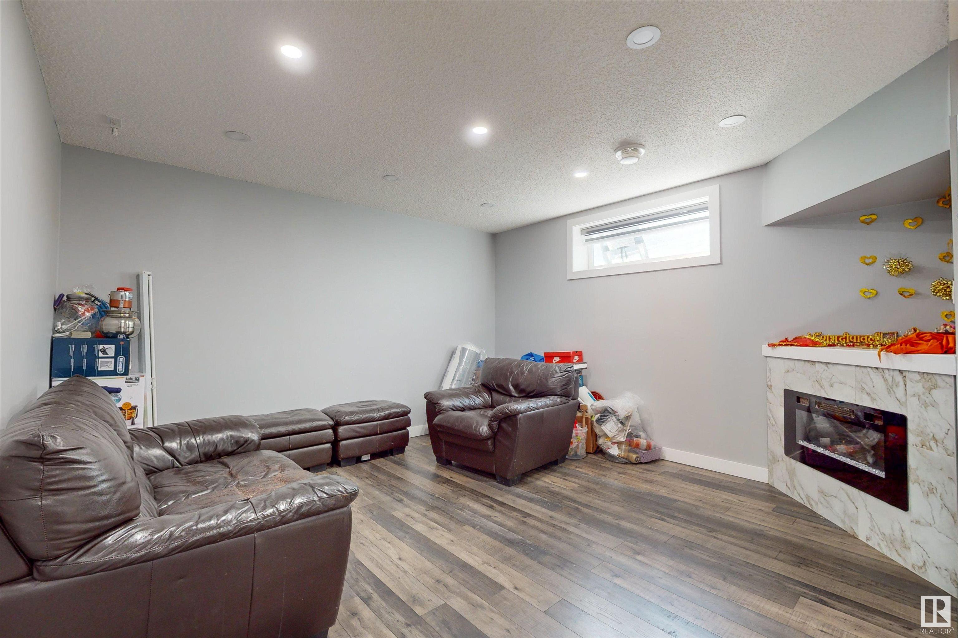      503 89 ST SW , Edmonton,  ,T6X 1C9 ;  Listing Number: MLS E4415082