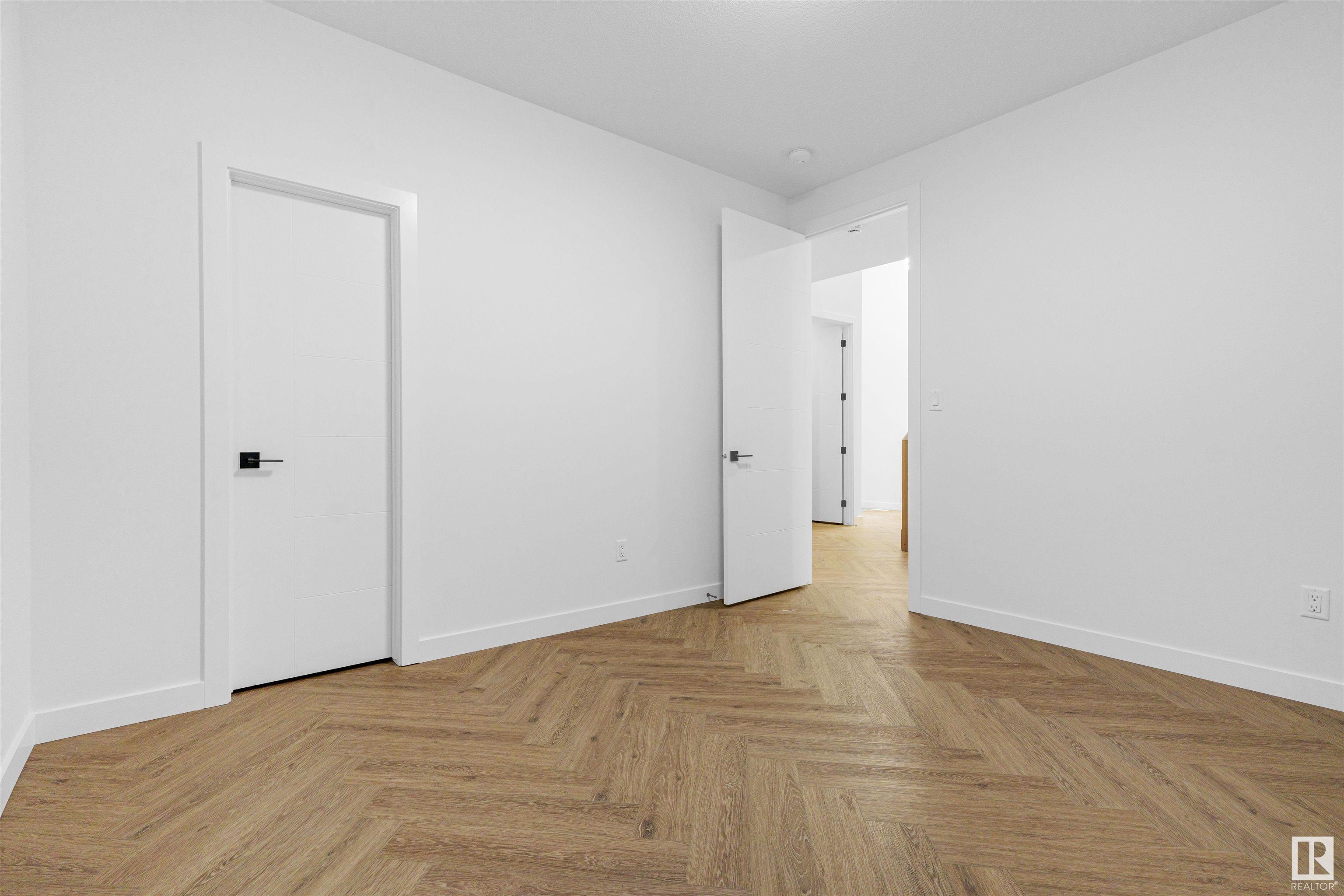      244 166 AV NE , Edmonton,  ,T5Y 4J2 ;  Listing Number: MLS E4415111