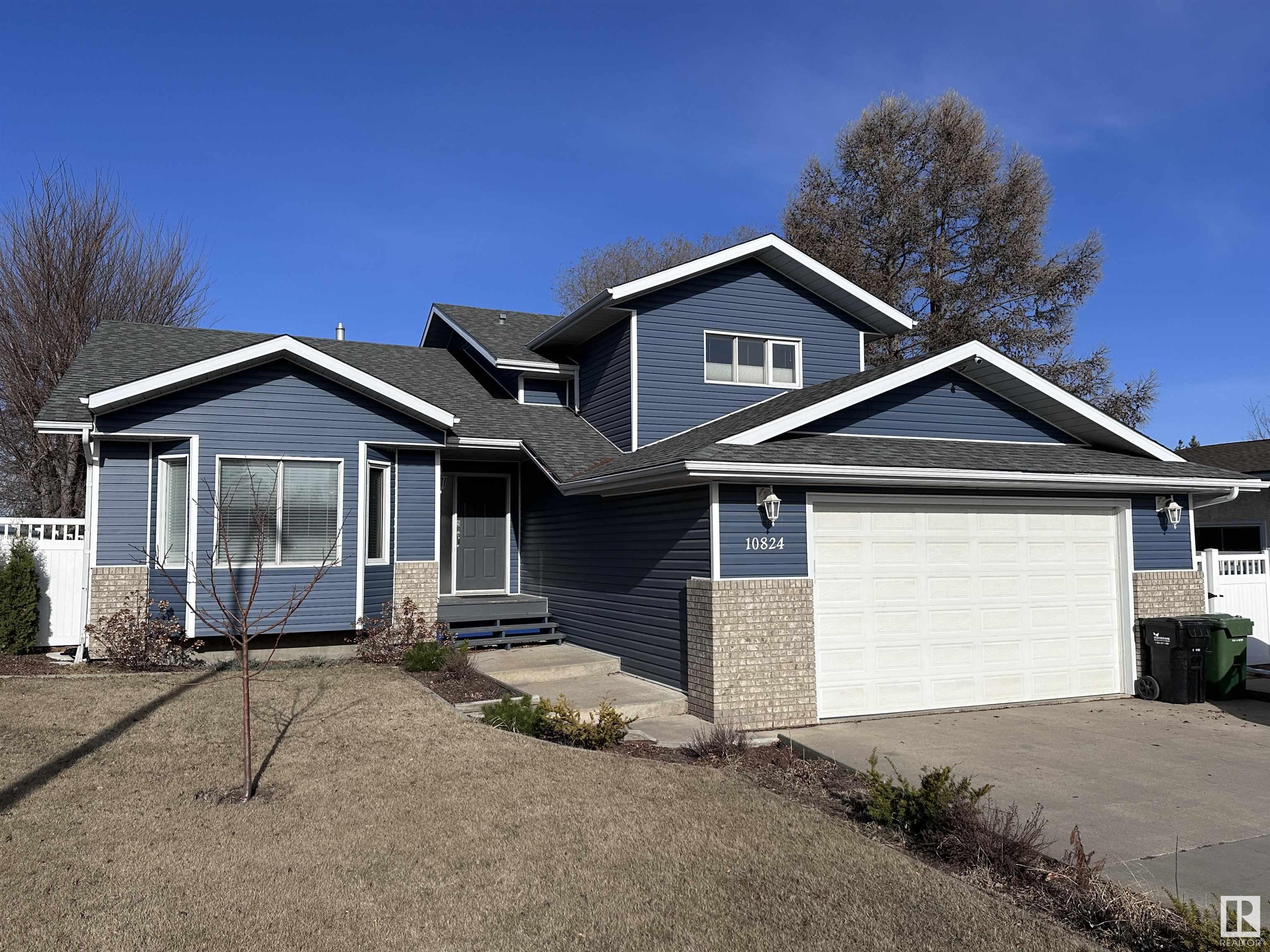      10824 106A Avenue , Westlock,  ,T7P 1B4 ;  Listing Number: MLS E4415123