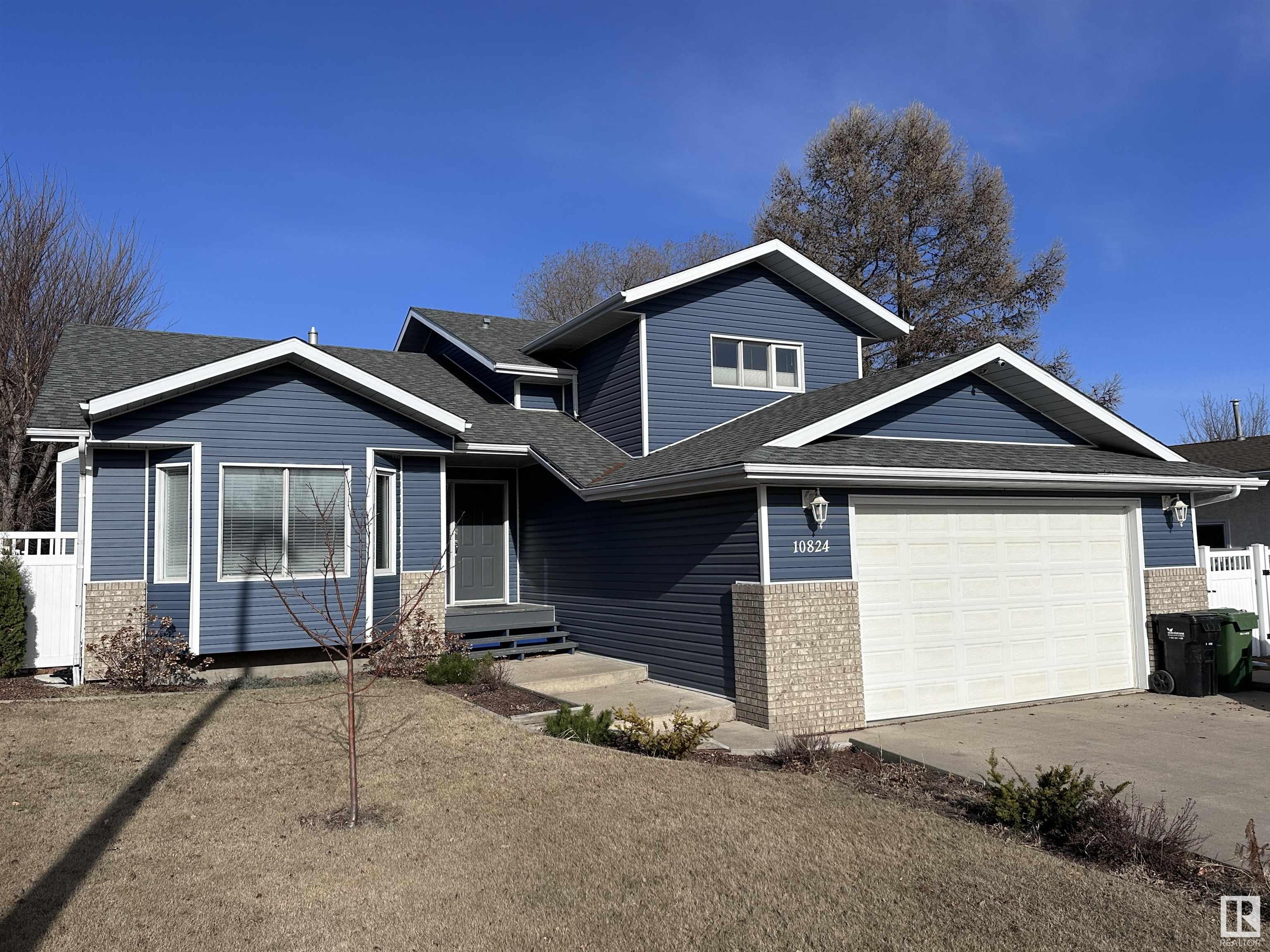      10824 106A Avenue , Westlock,  ,T7P 1B4 ;  Listing Number: MLS E4415123