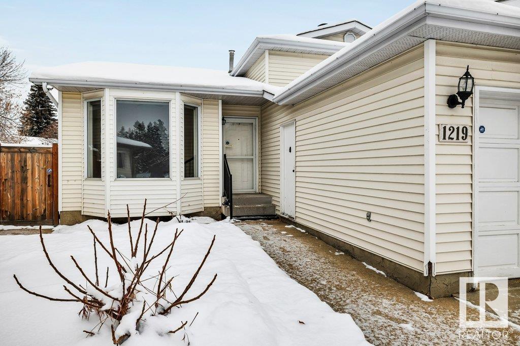      1219 56 ST NW , Edmonton,  ,T6L 2B2 ;  Listing Number: MLS E4415124