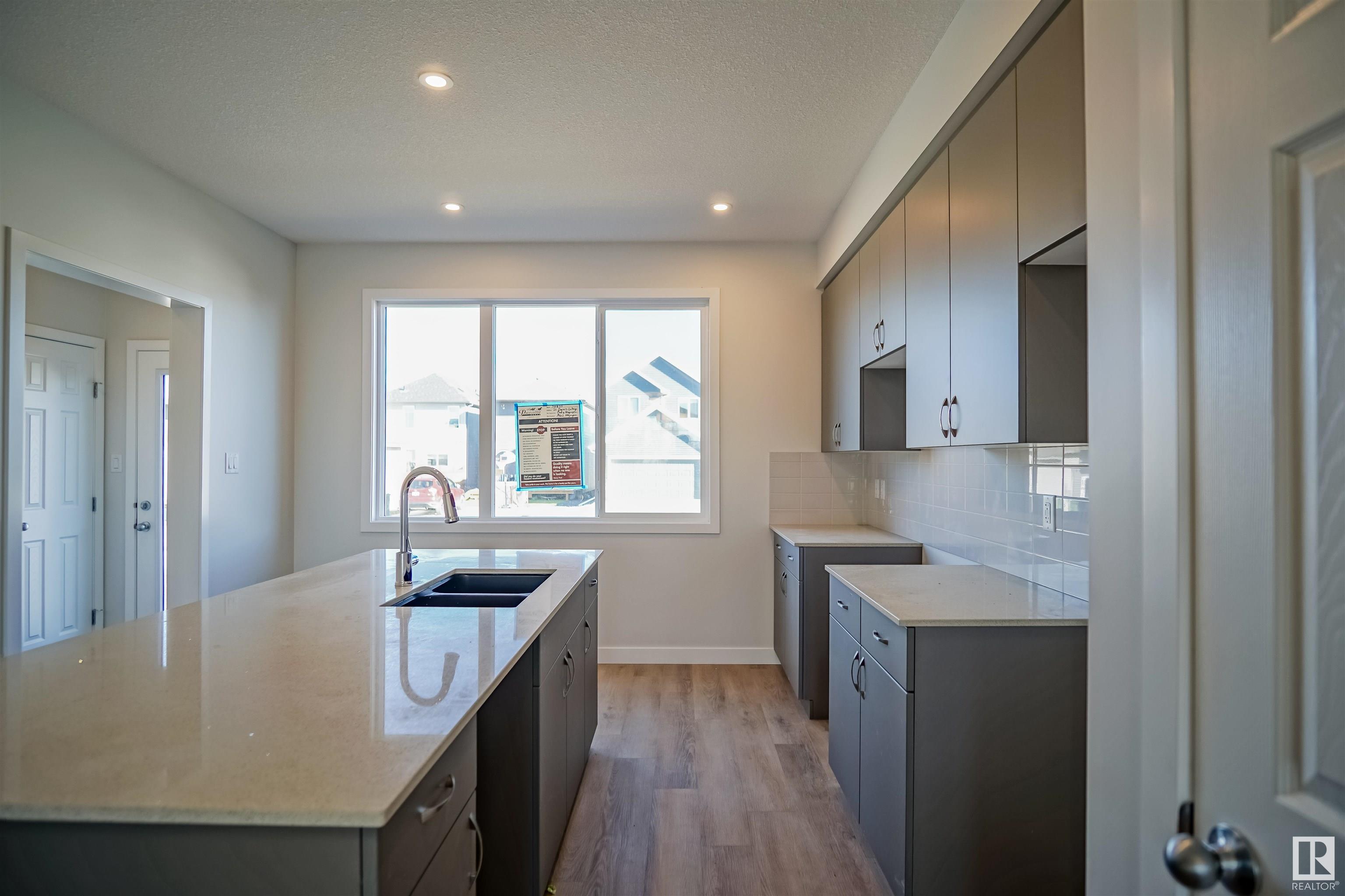      21 WESTPARK DR , Fort Saskatchewan,  ,T8L 0Z5 ;  Listing Number: MLS E4415133