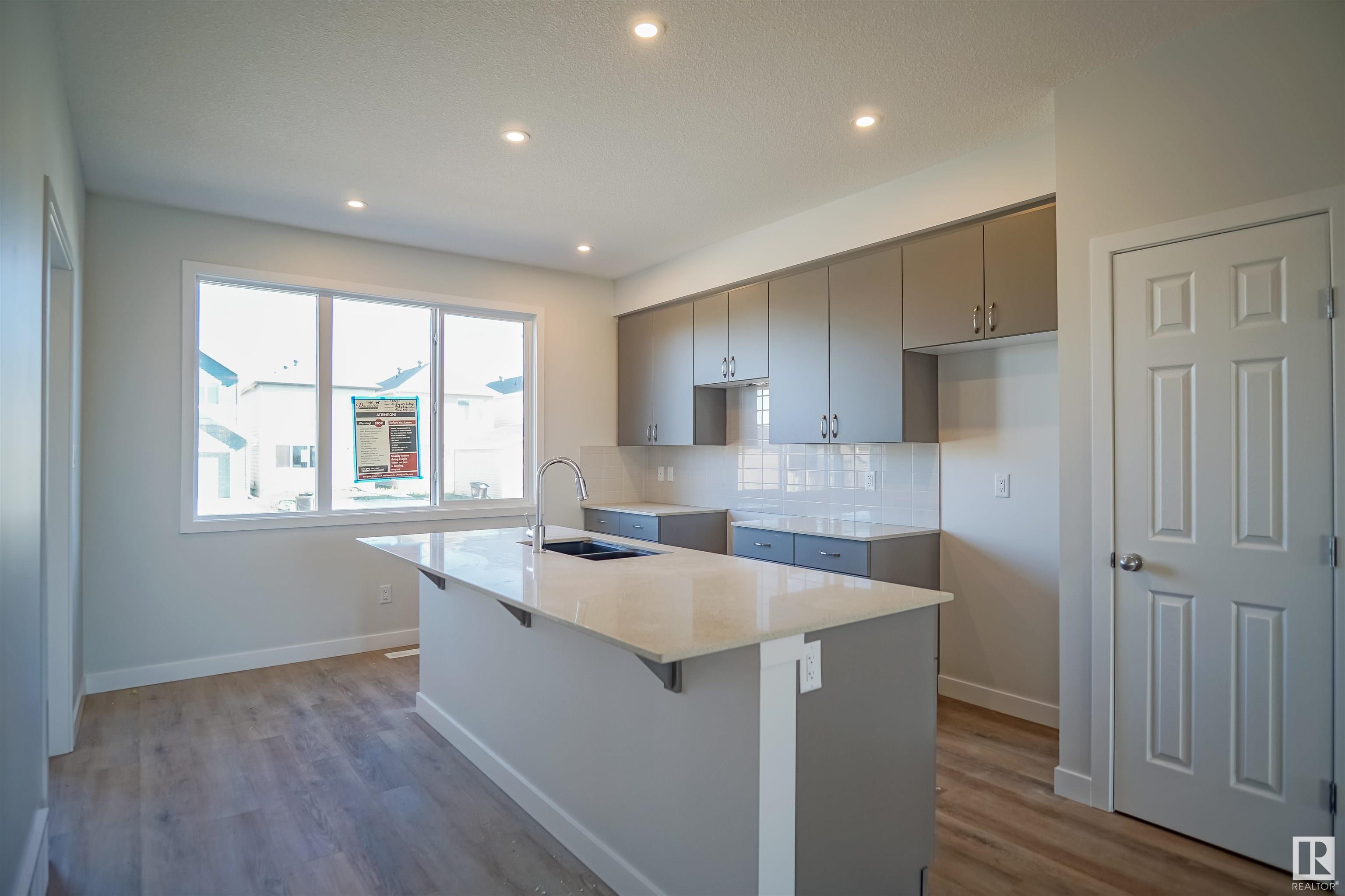      21 WESTPARK DR , Fort Saskatchewan,  ,T8L 0Z5 ;  Listing Number: MLS E4415133