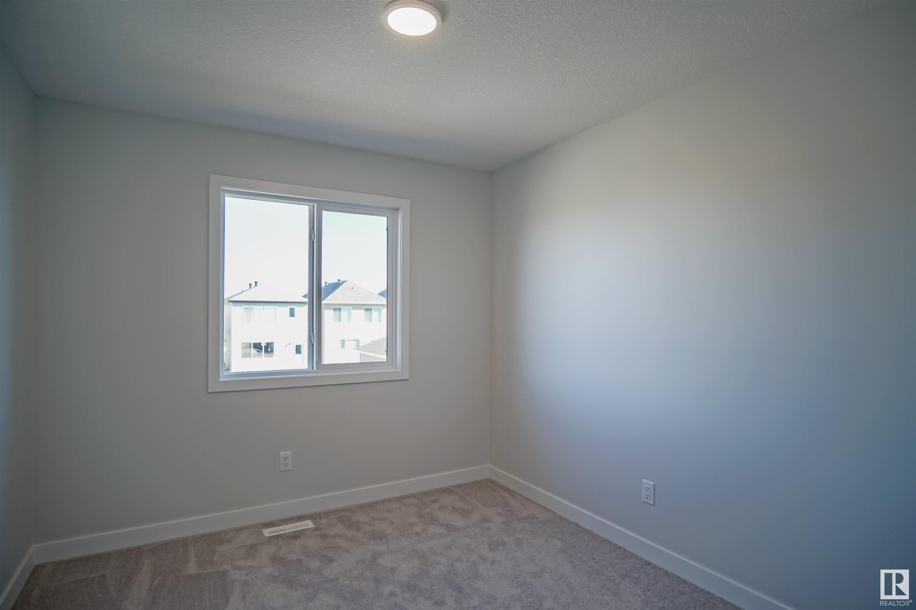      21 WESTPARK DR , Fort Saskatchewan,  ,T8L 0Z5 ;  Listing Number: MLS E4415133