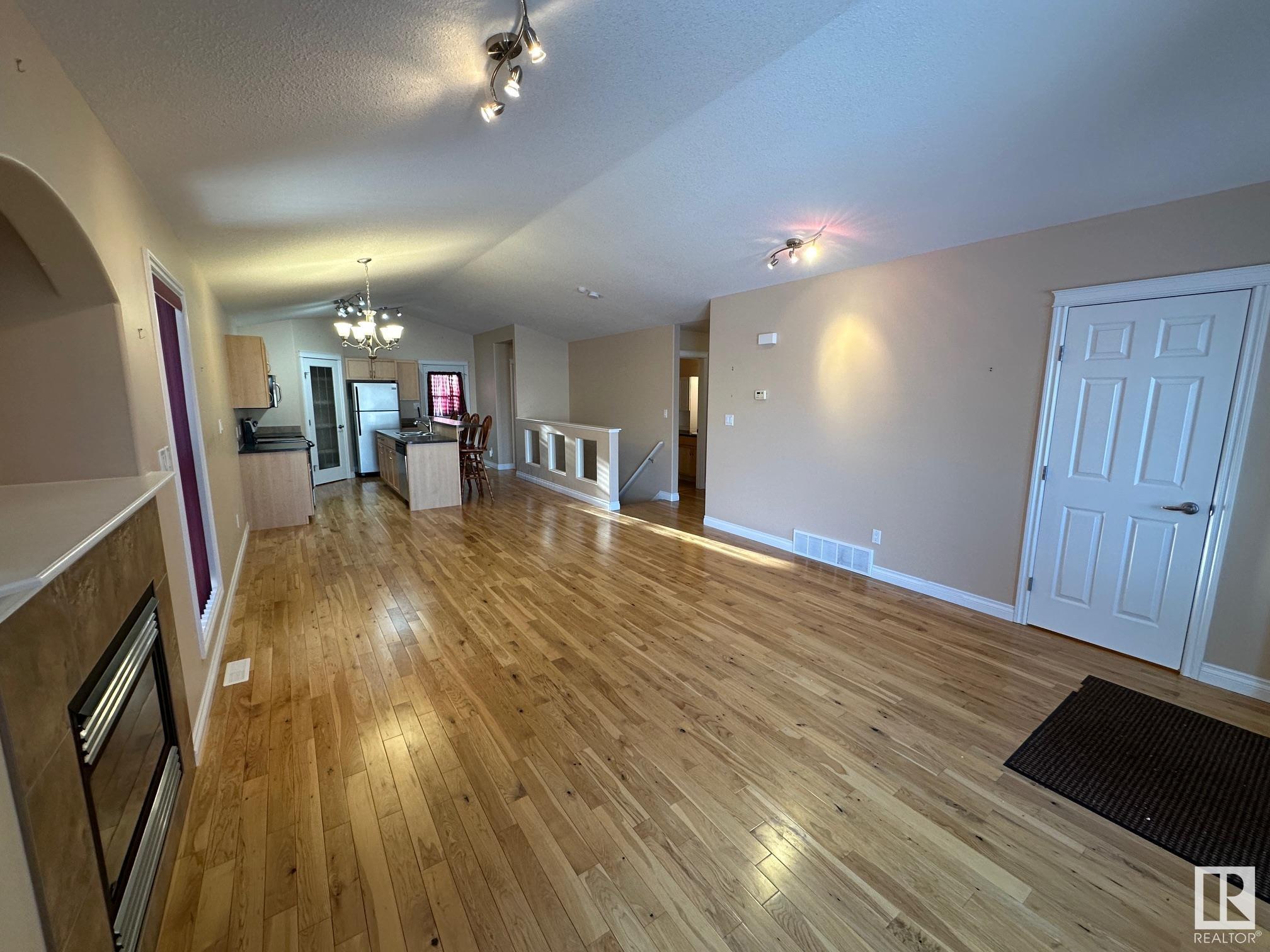      26 WILLOWDALE PL , Stony Plain,  ,T7Z 0A4 ;  Listing Number: MLS E4415161