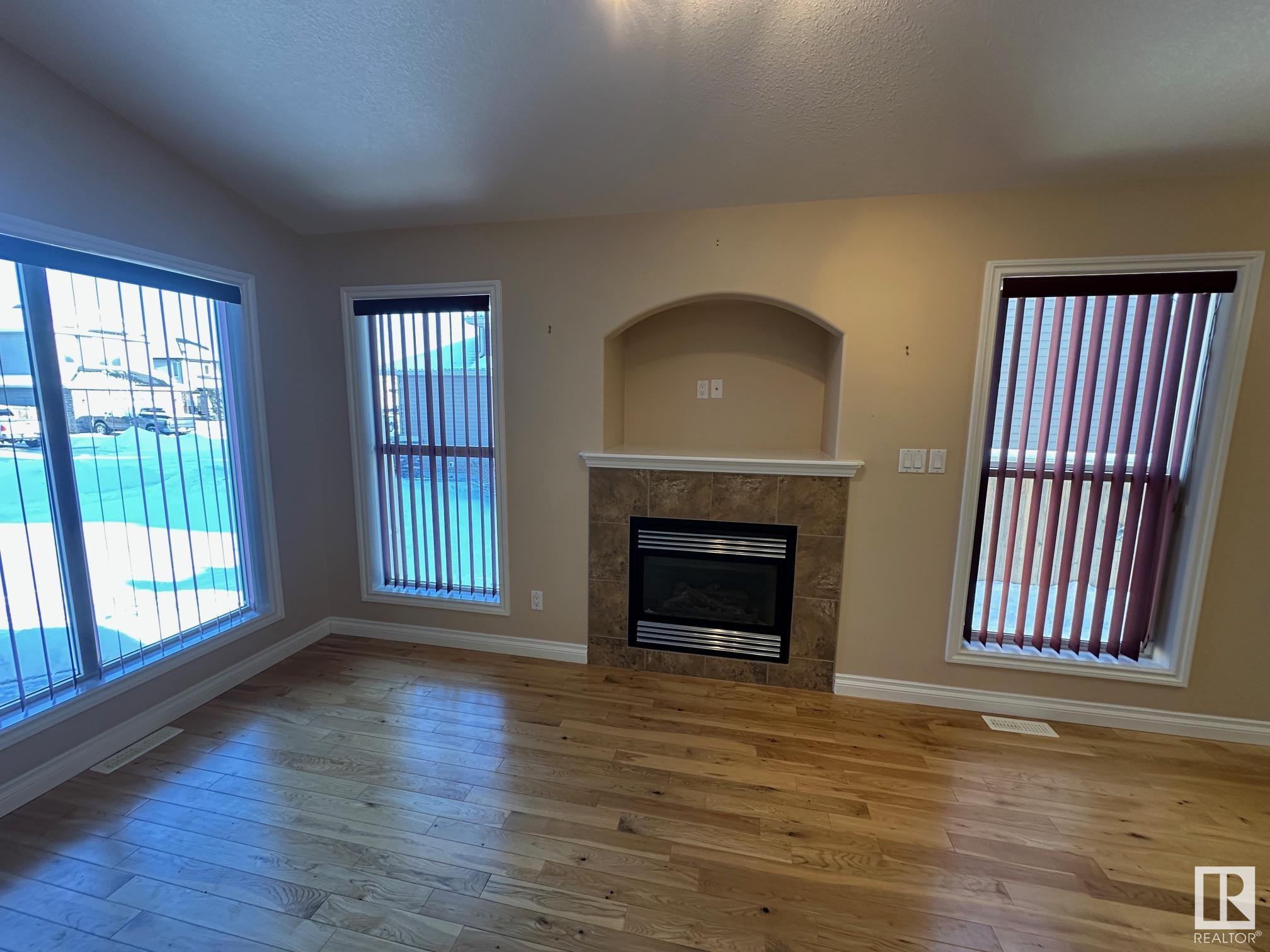      26 WILLOWDALE PL , Stony Plain,  ,T7Z 0A4 ;  Listing Number: MLS E4415161