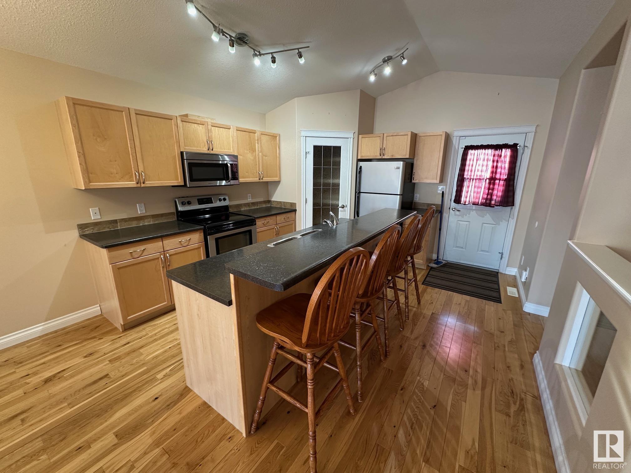      26 WILLOWDALE PL , Stony Plain,  ,T7Z 0A4 ;  Listing Number: MLS E4415161