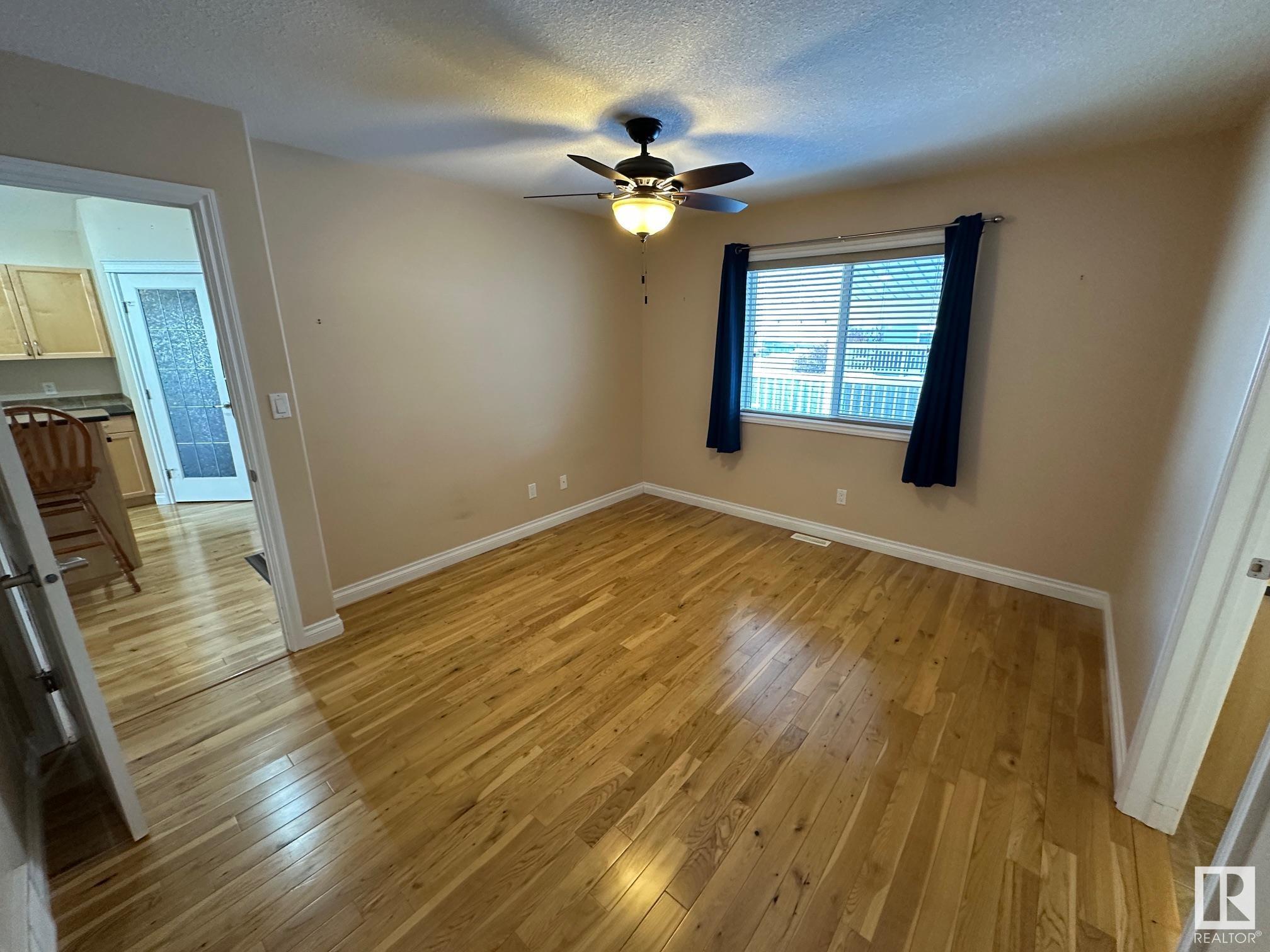      26 WILLOWDALE PL , Stony Plain,  ,T7Z 0A4 ;  Listing Number: MLS E4415161