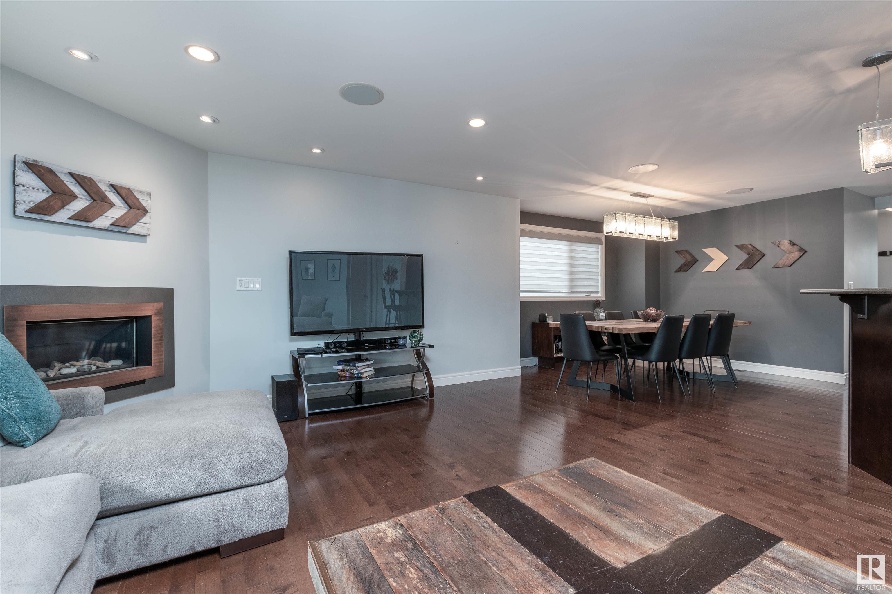      7416 104A AV NW , Edmonton,  ,T6A 0Z8 ;  Listing Number: MLS E4415167