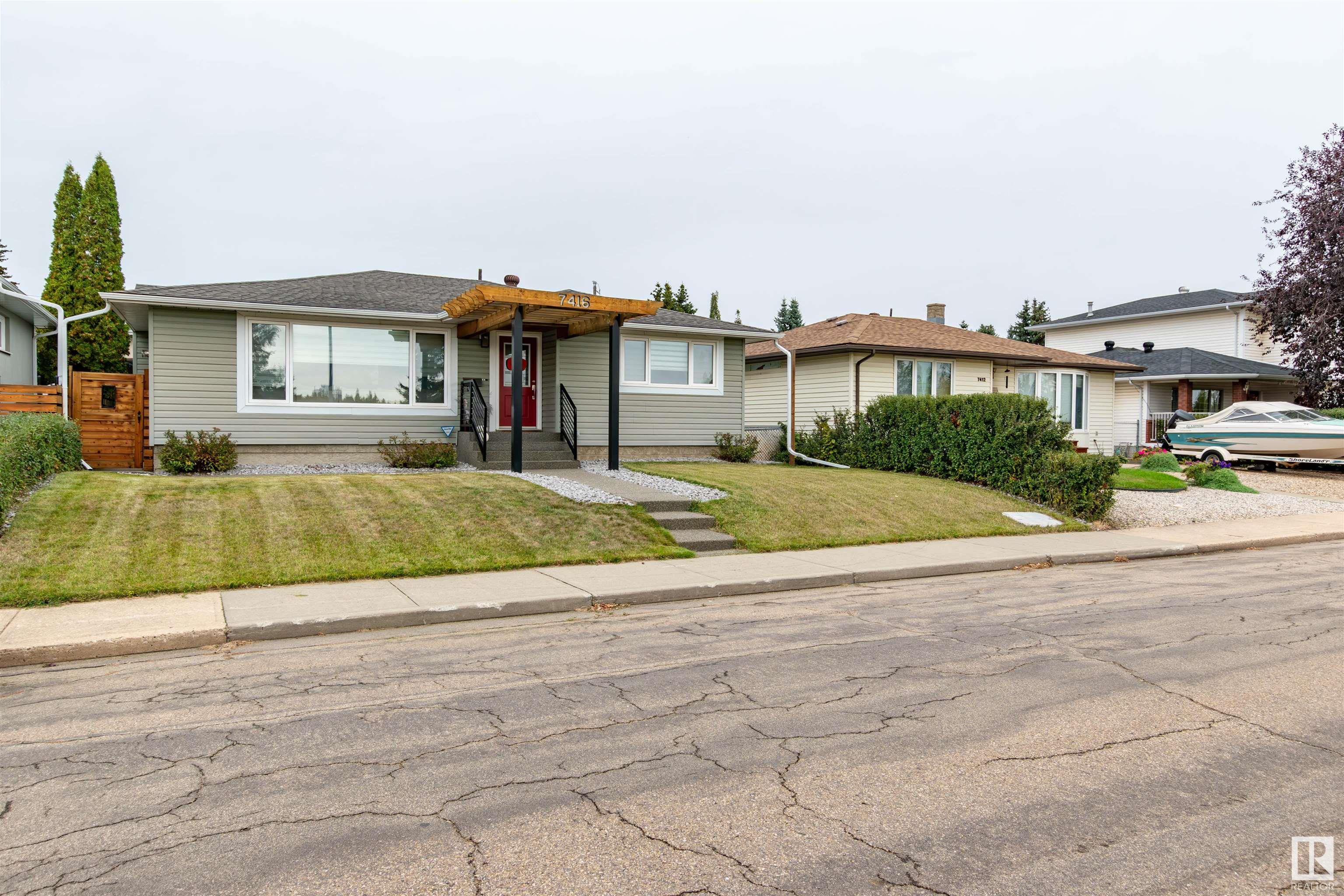      7416 104A AV NW , Edmonton,  ,T6A 0Z8 ;  Listing Number: MLS E4415167