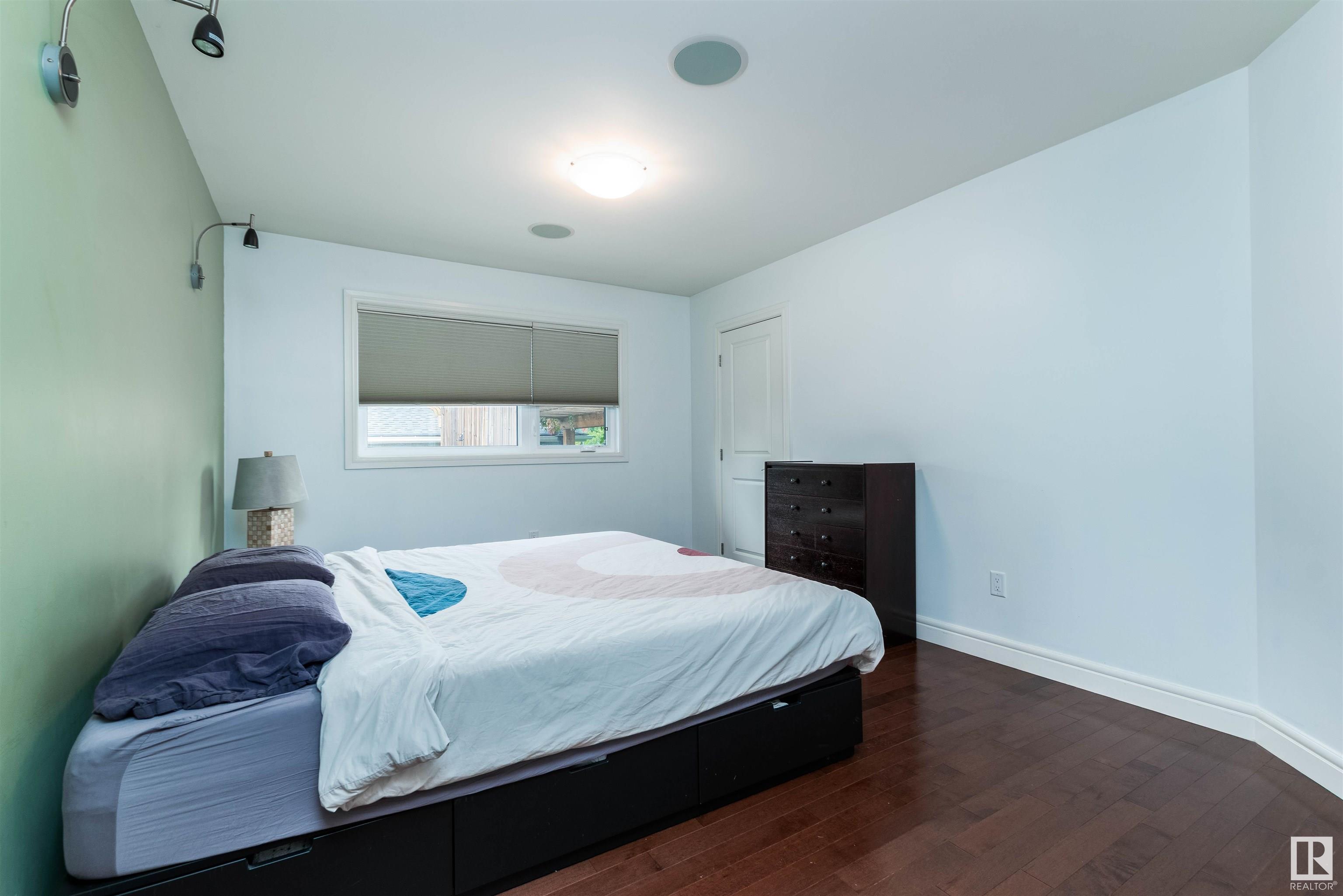      7416 104A AV NW , Edmonton,  ,T6A 0Z8 ;  Listing Number: MLS E4415167