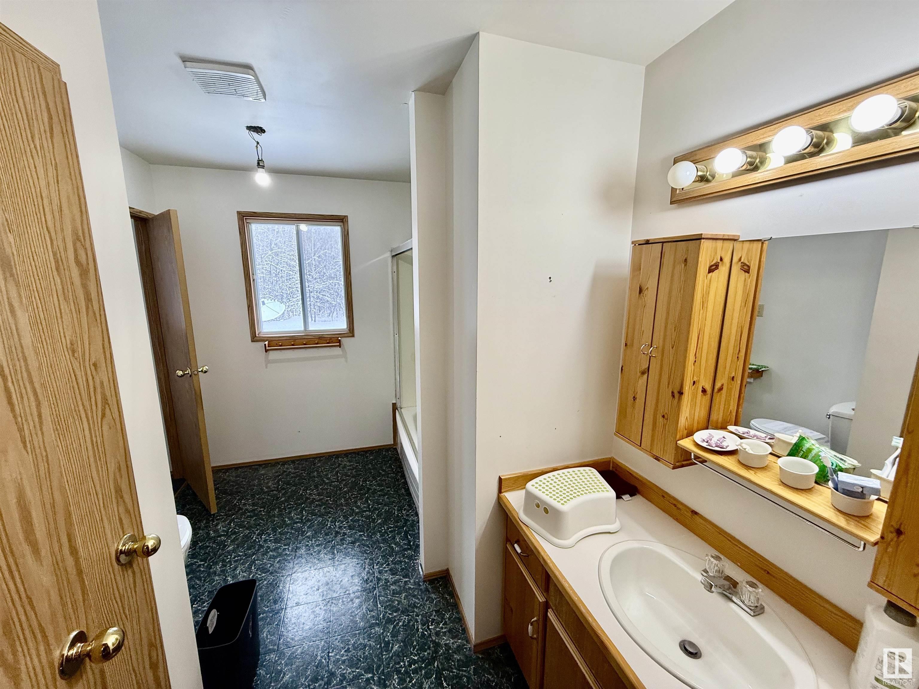      62507 RR 490 , Rural Bonnyville M.D.,  ,T0A 1P0 ;  Listing Number: MLS E4415175
