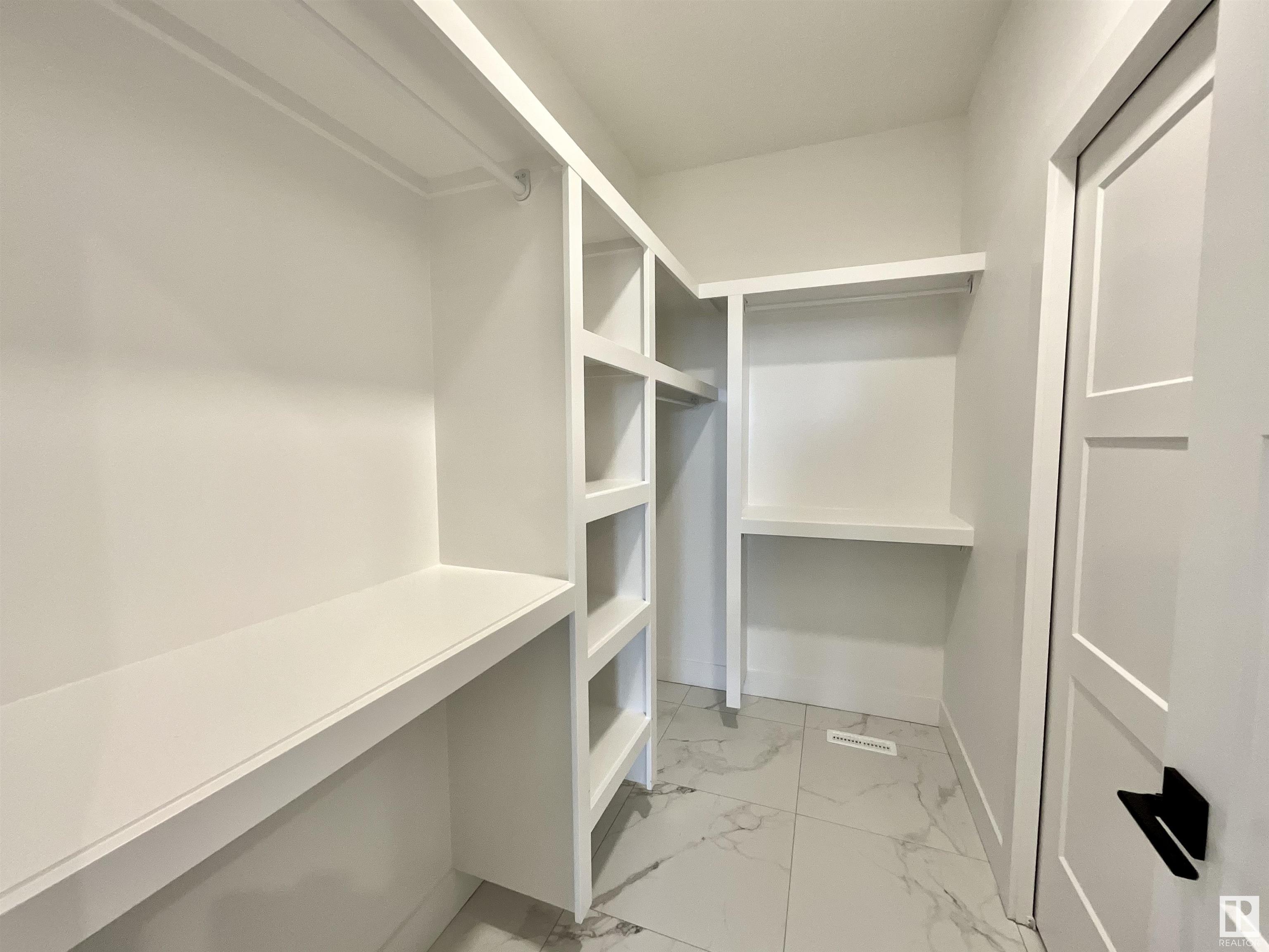      105 STARLING WY , Fort Saskatchewan,  ,T8L 1R5 ;  Listing Number: MLS E4415177