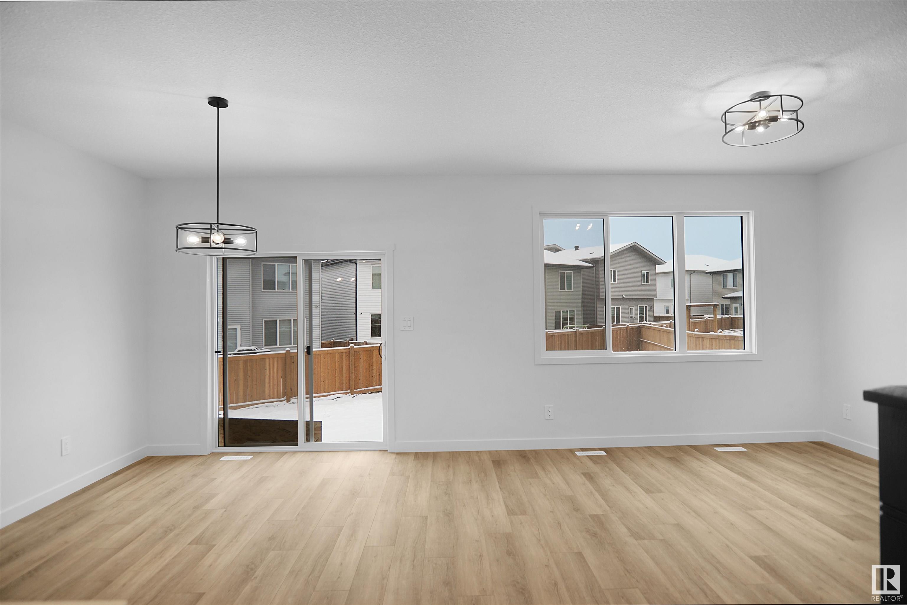      1415 13 AV NW , Edmonton,  ,T6T 2S7 ;  Listing Number: MLS E4415179