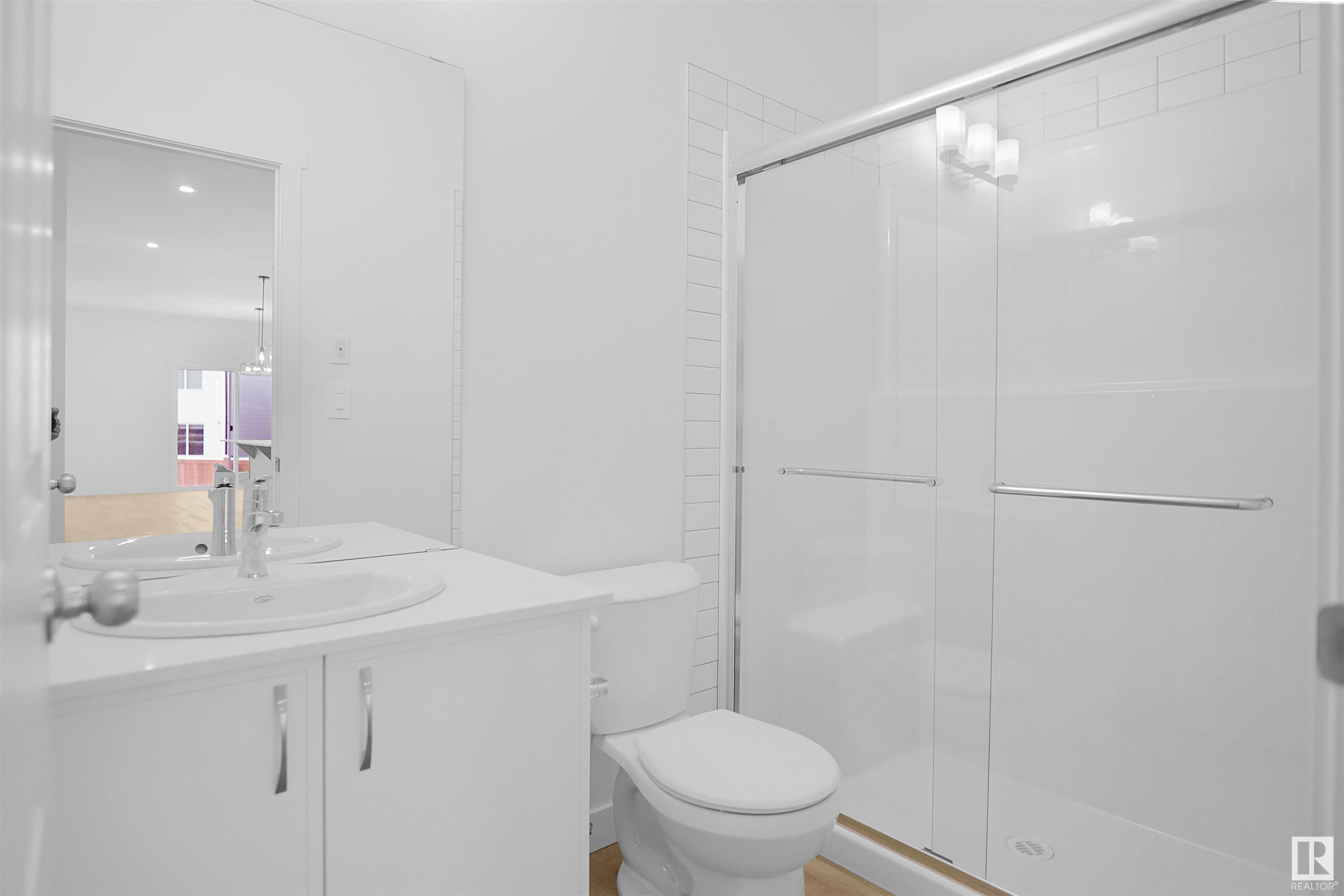      1415 13 AV NW , Edmonton,  ,T6T 2S7 ;  Listing Number: MLS E4415179