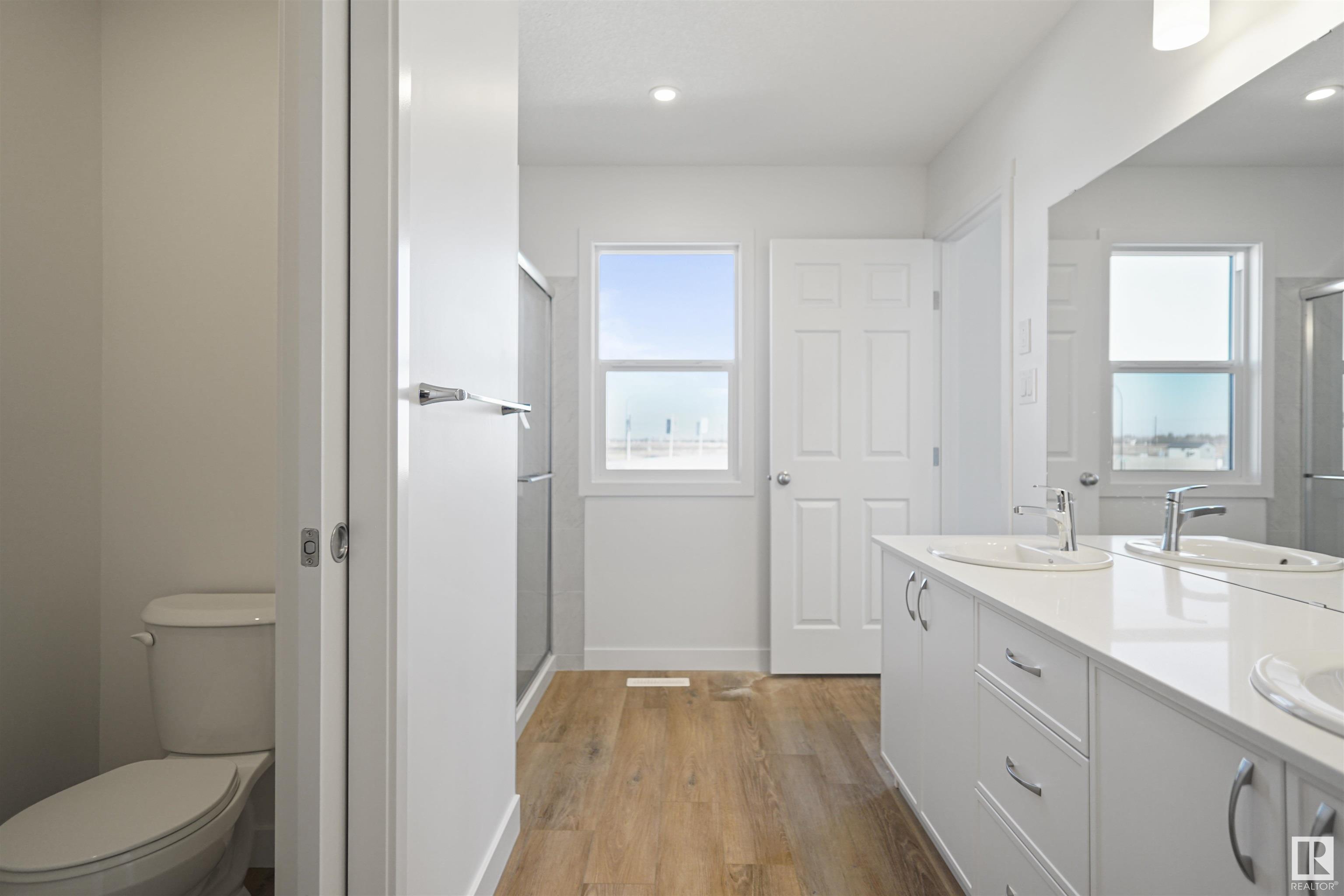      19231 24 AV NW , Edmonton,  ,T6M 1P7 ;  Listing Number: MLS E4415181