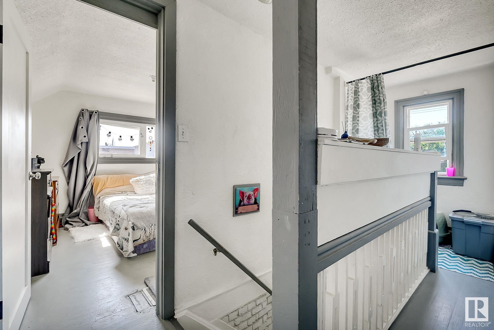      12732 127 ST NW , Edmonton,  ,T5L 1A5 ;  Listing Number: MLS E4415183