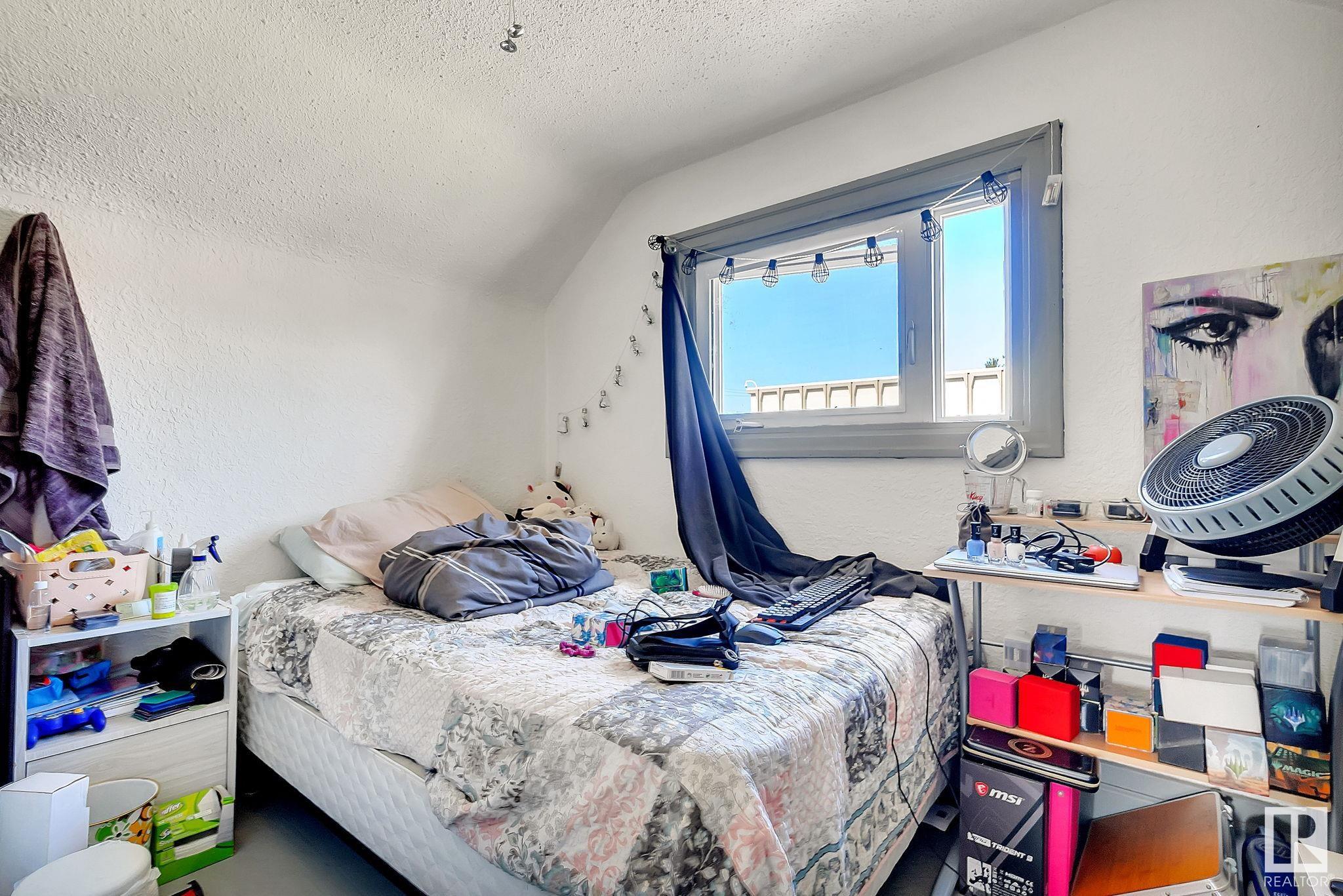      12732 127 ST NW , Edmonton,  ,T5L 1A5 ;  Listing Number: MLS E4415183