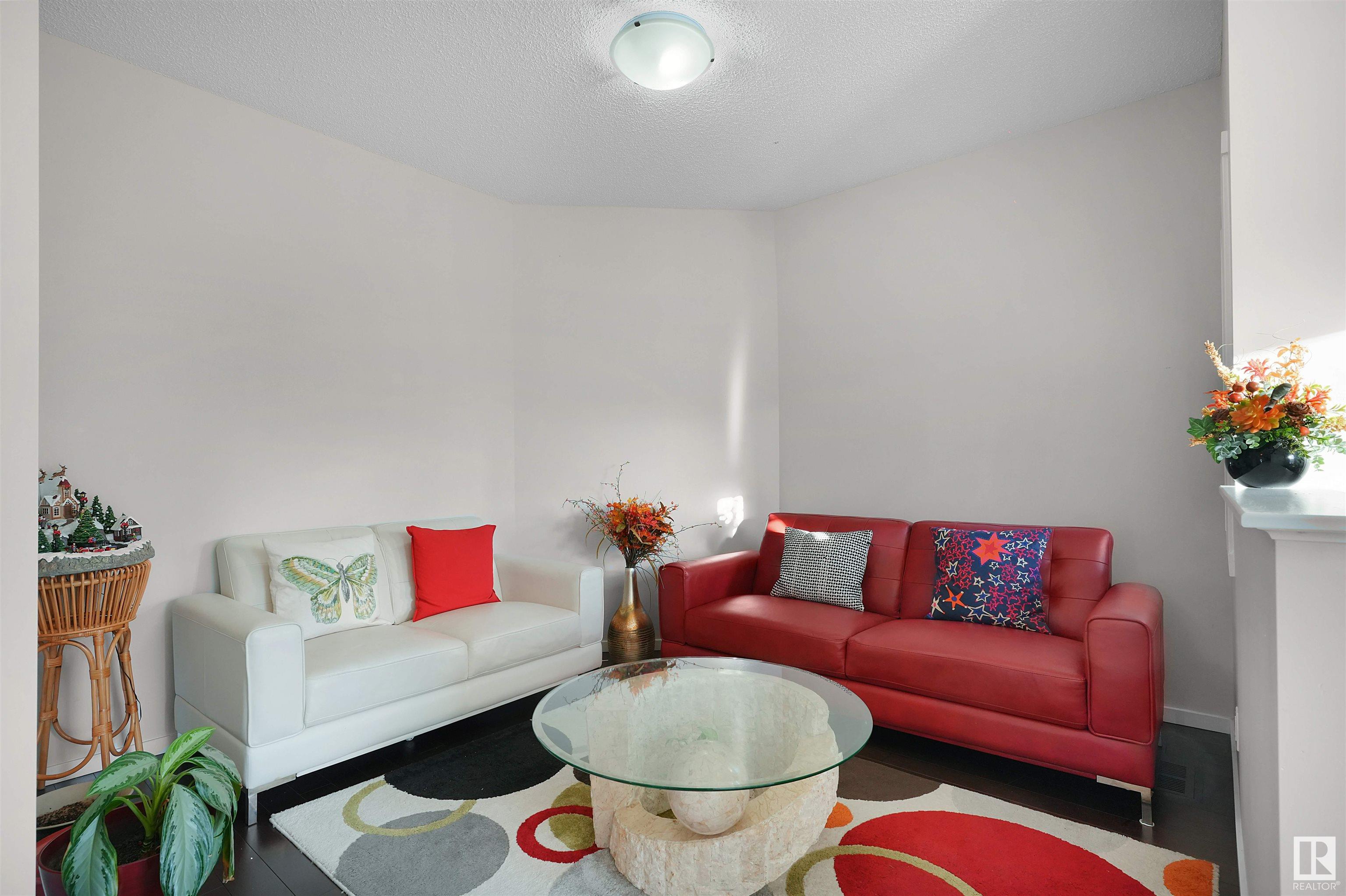      1404 29 ST NW , Edmonton,  ,T6T 1A8 ;  Listing Number: MLS E4415224