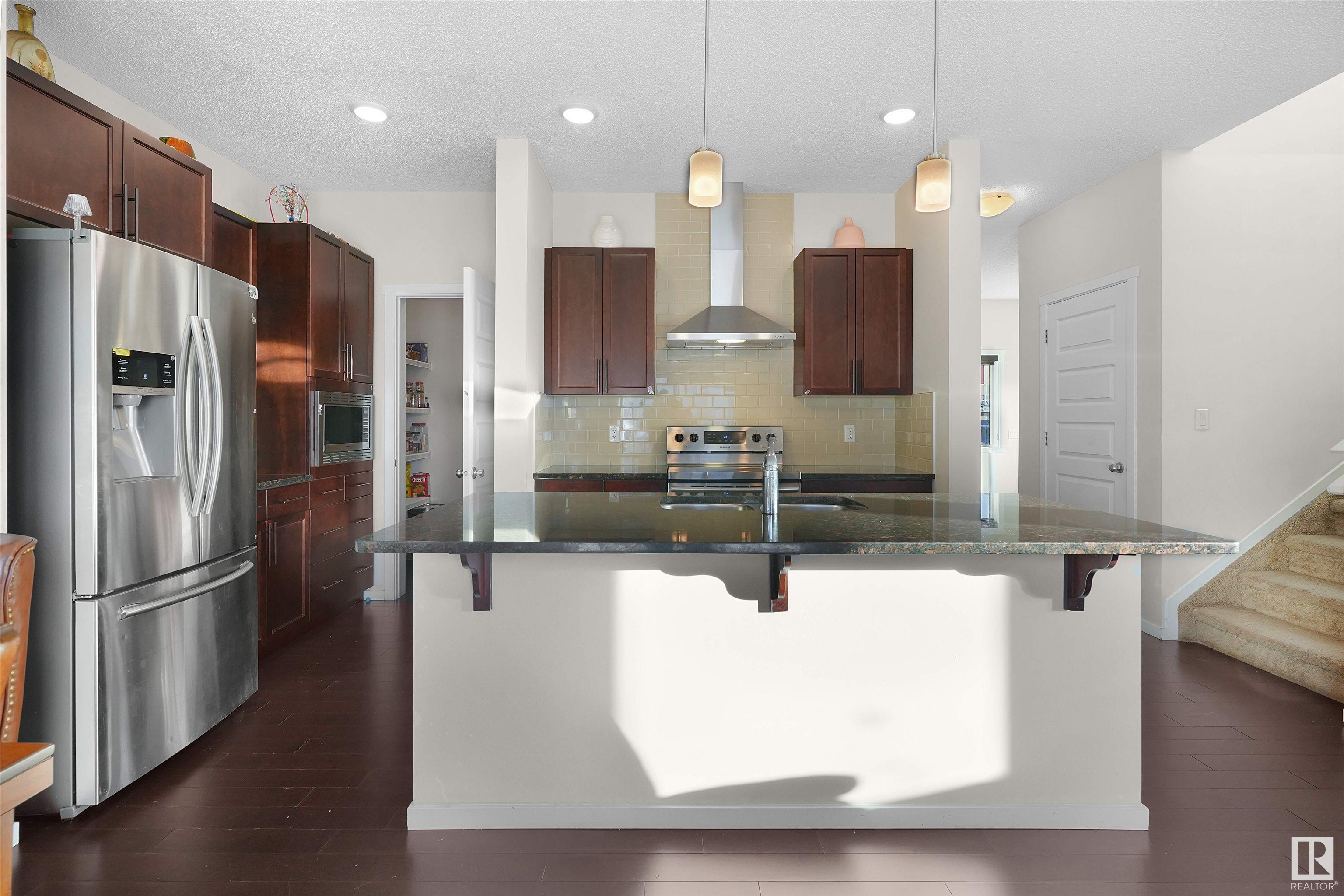      1404 29 ST NW , Edmonton,  ,T6T 1A8 ;  Listing Number: MLS E4415224