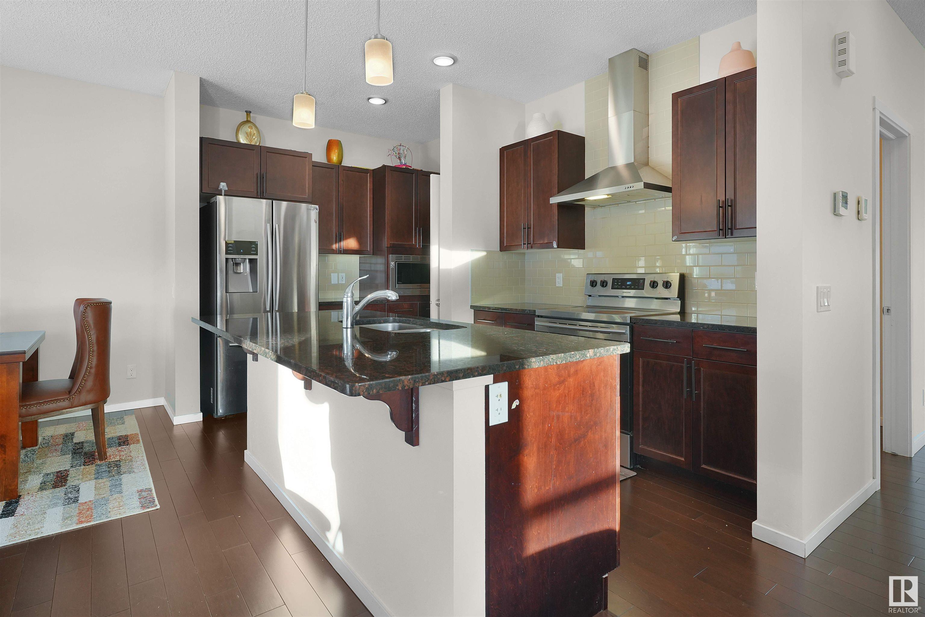      1404 29 ST NW , Edmonton,  ,T6T 1A8 ;  Listing Number: MLS E4415224