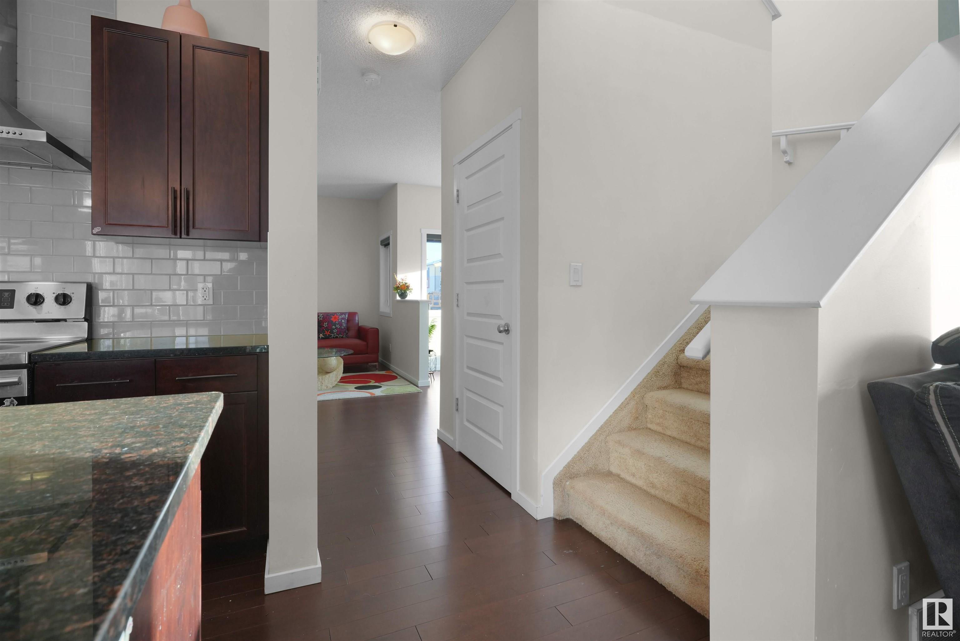      1404 29 ST NW , Edmonton,  ,T6T 1A8 ;  Listing Number: MLS E4415224