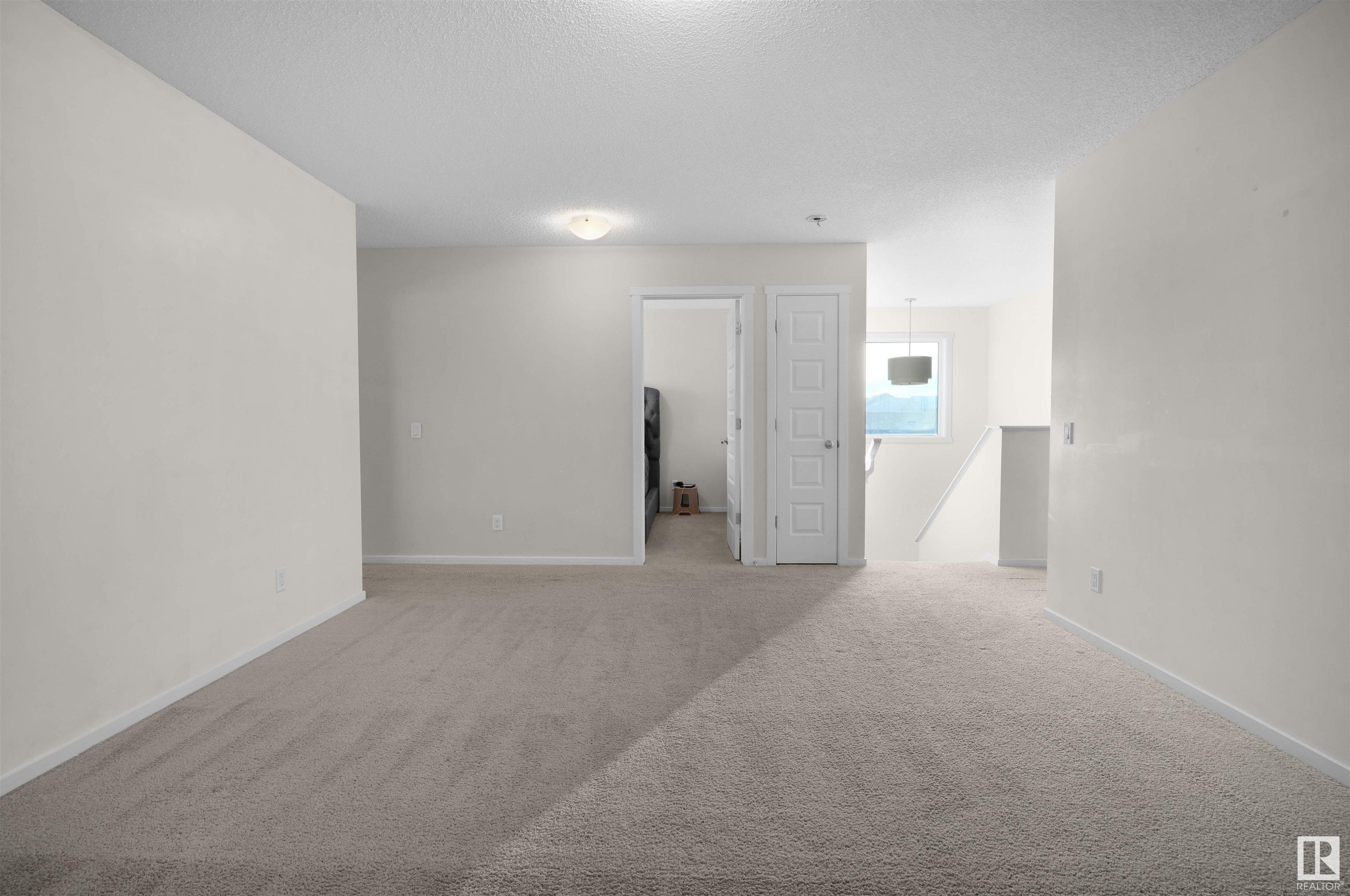      1404 29 ST NW , Edmonton,  ,T6T 1A8 ;  Listing Number: MLS E4415224