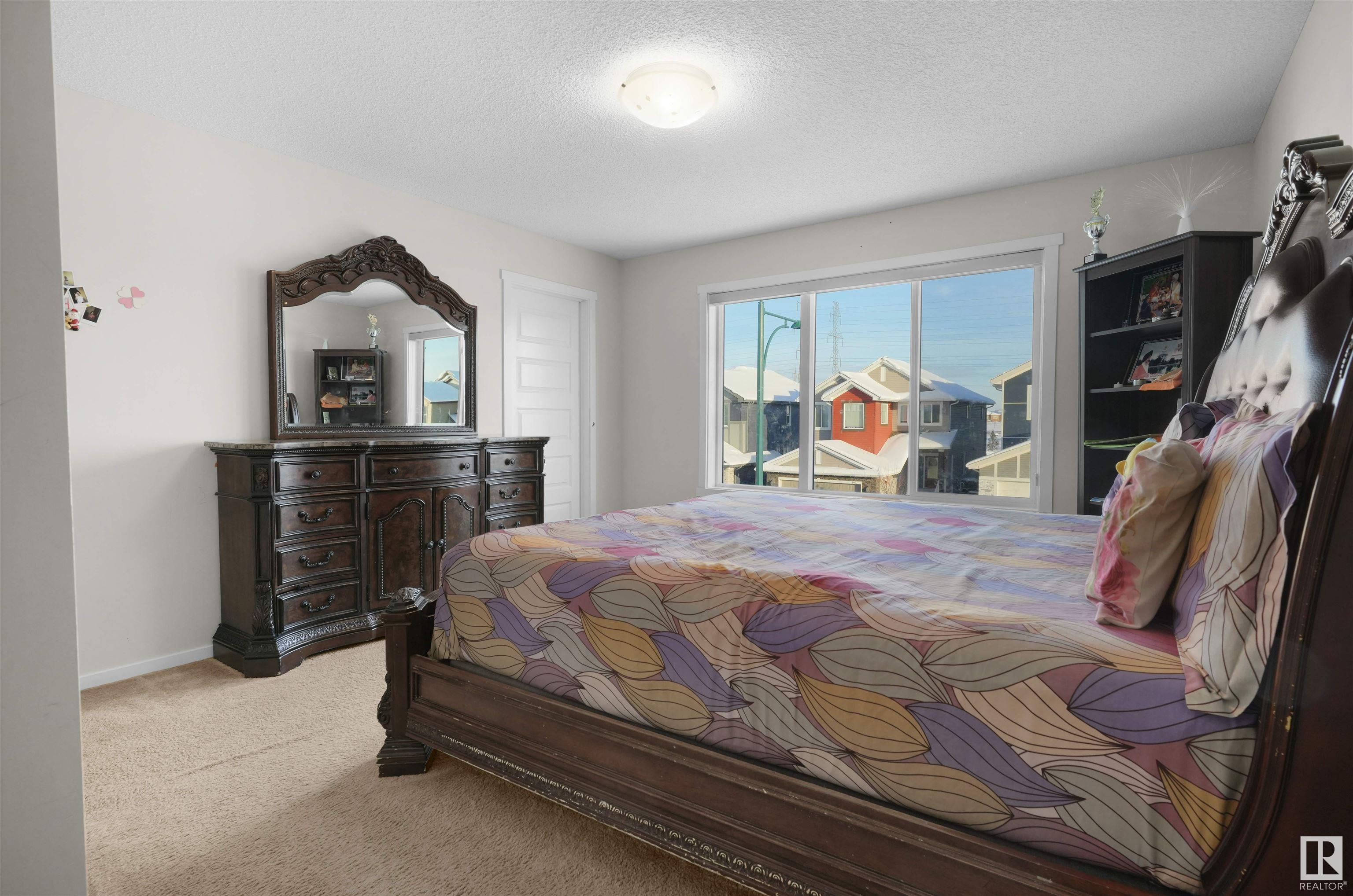      1404 29 ST NW , Edmonton,  ,T6T 1A8 ;  Listing Number: MLS E4415224