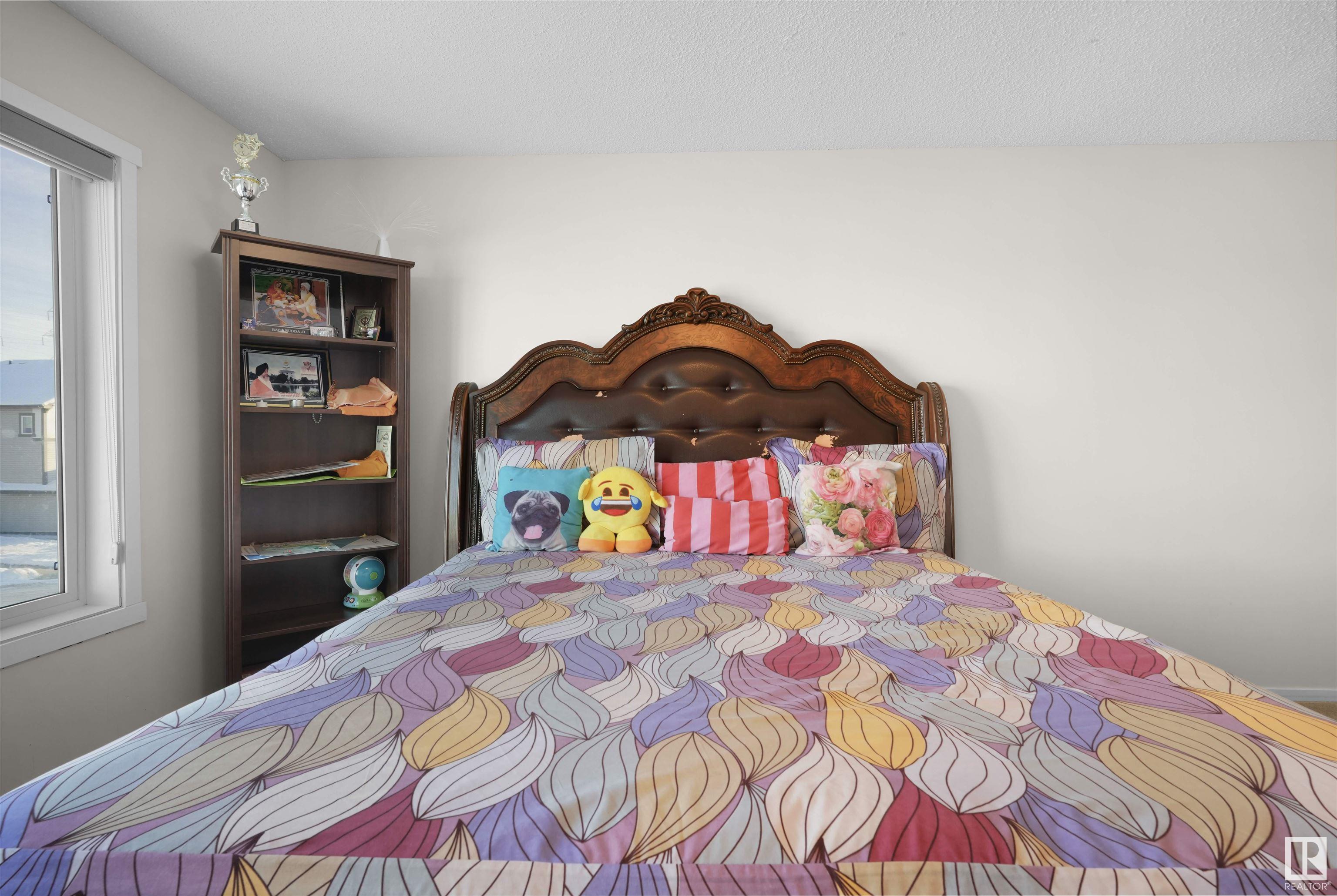      1404 29 ST NW , Edmonton,  ,T6T 1A8 ;  Listing Number: MLS E4415224