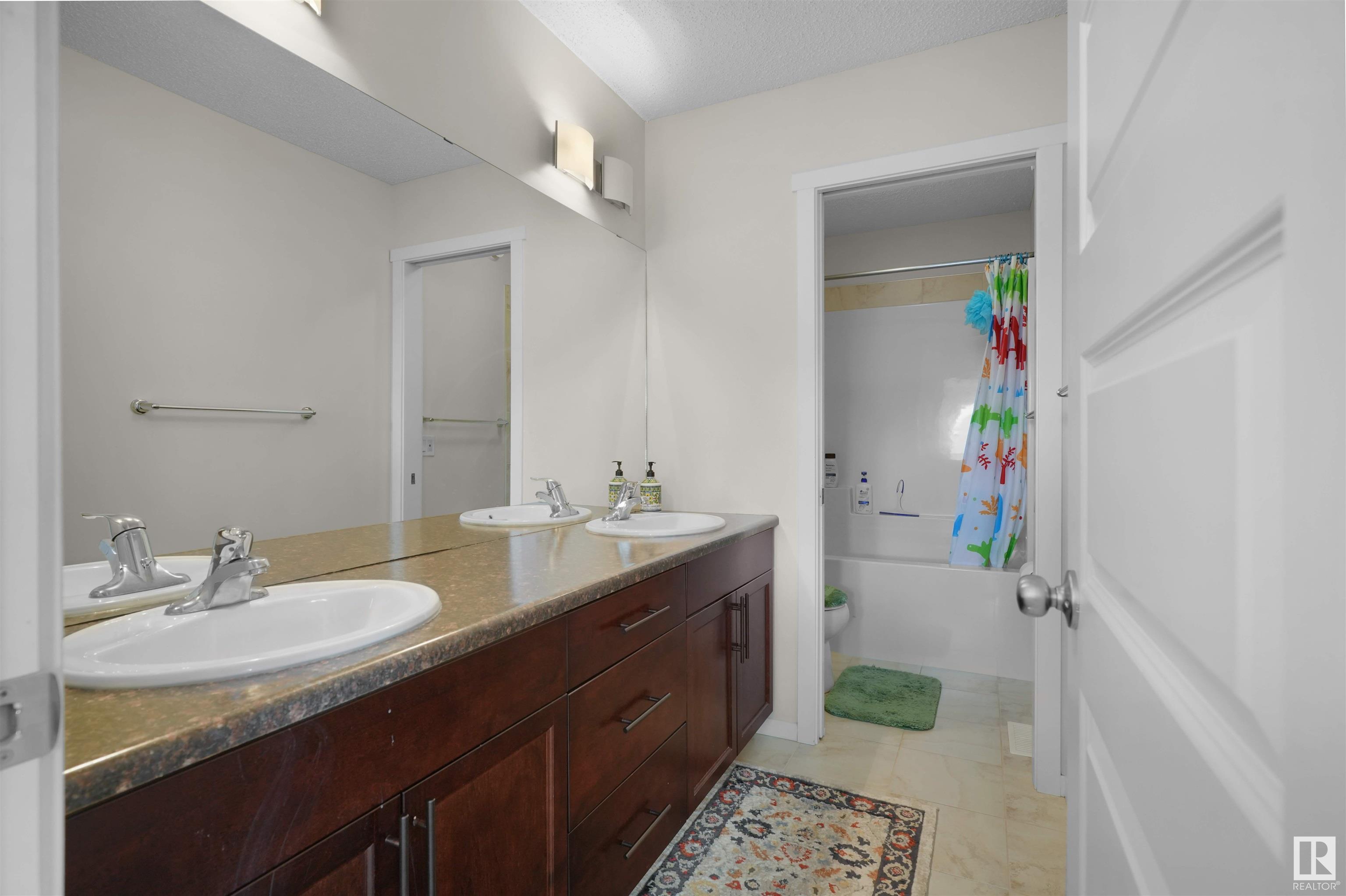      1404 29 ST NW , Edmonton,  ,T6T 1A8 ;  Listing Number: MLS E4415224