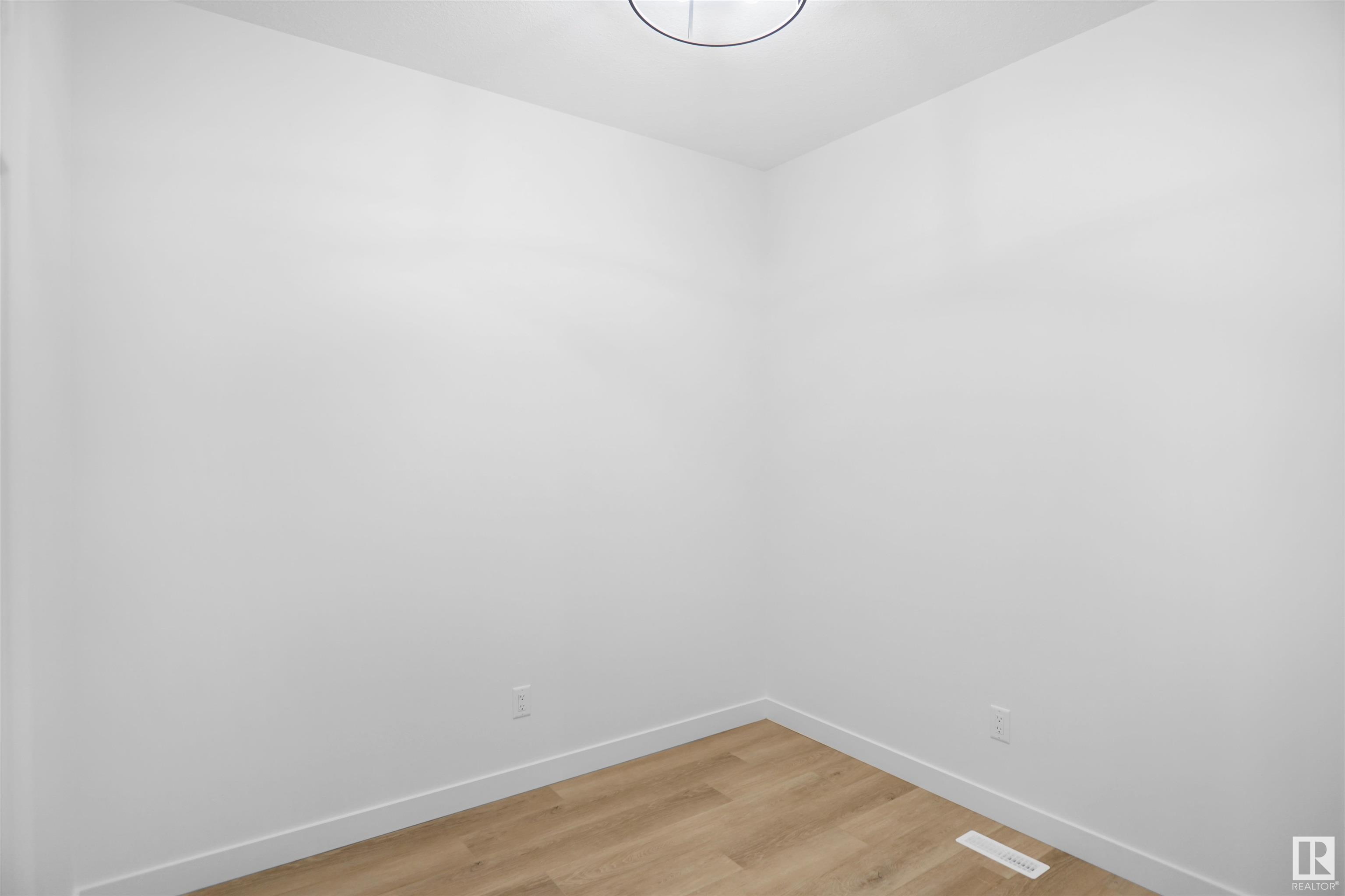      266 SUNLAND WY , Sherwood Park,  ,T8H 2Y7 ;  Listing Number: MLS E4415229
