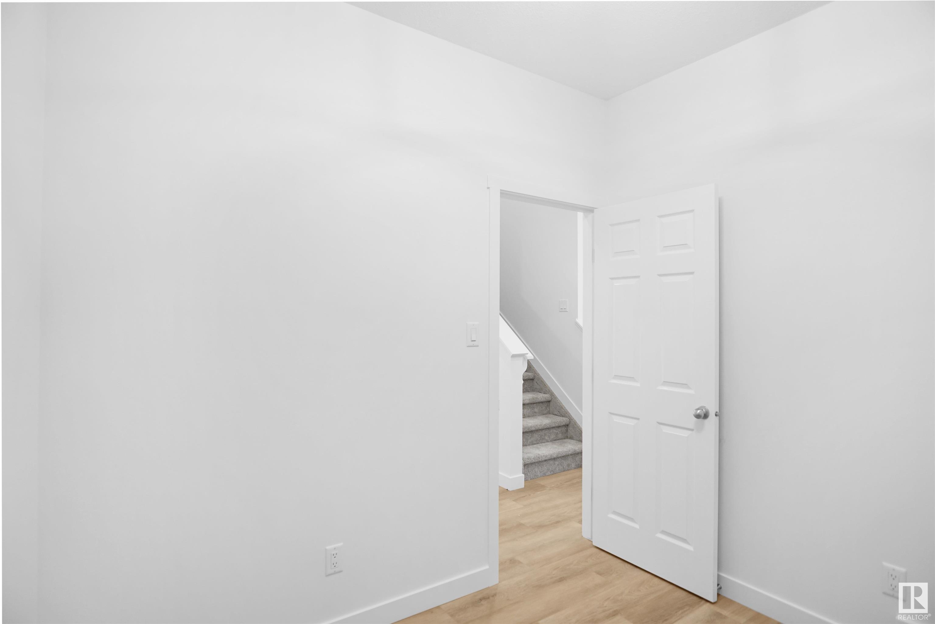      266 SUNLAND WY , Sherwood Park,  ,T8H 2Y7 ;  Listing Number: MLS E4415229