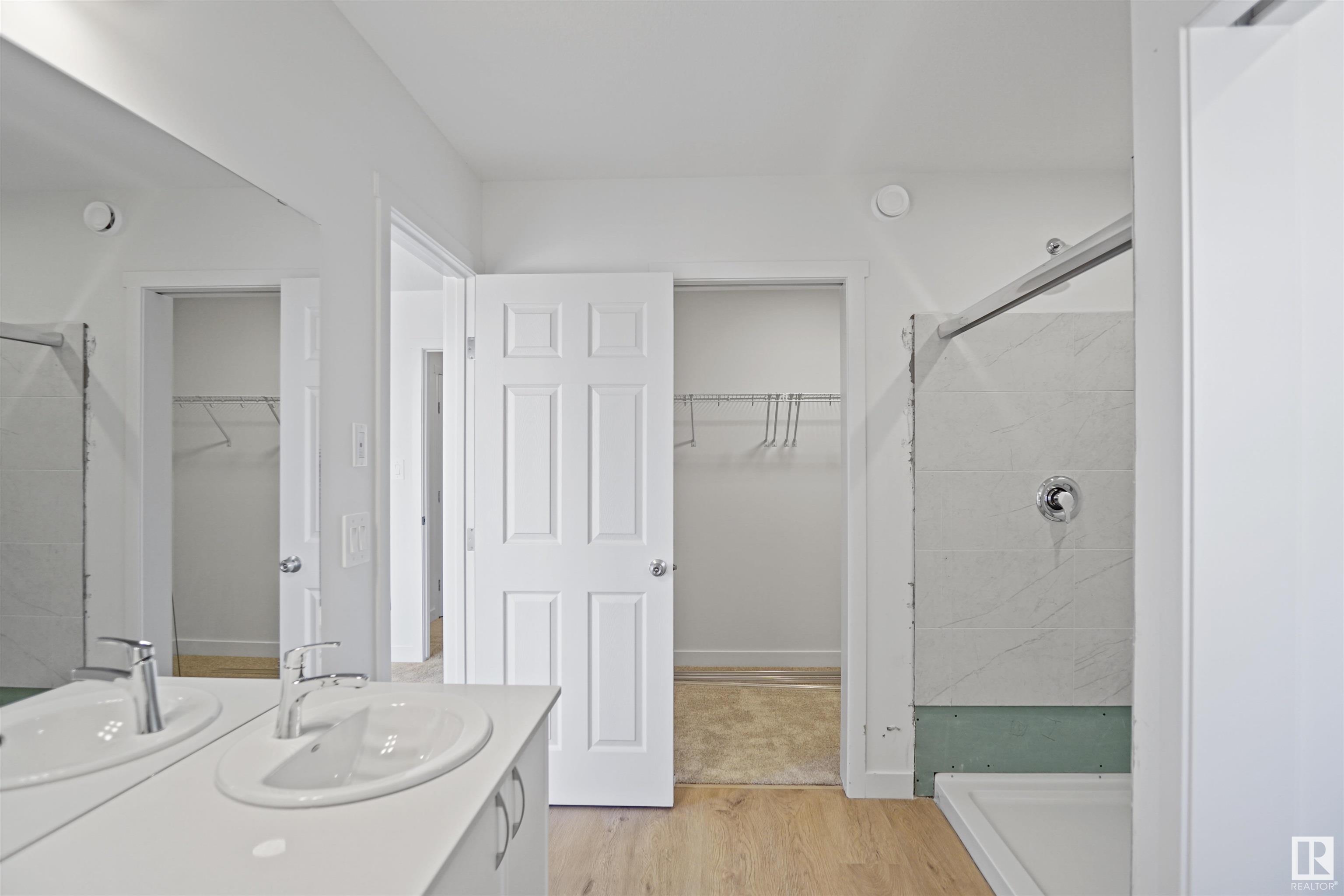      270 SUNLAND WY , Sherwood Park,  ,T8H 2Y7 ;  Listing Number: MLS E4415230