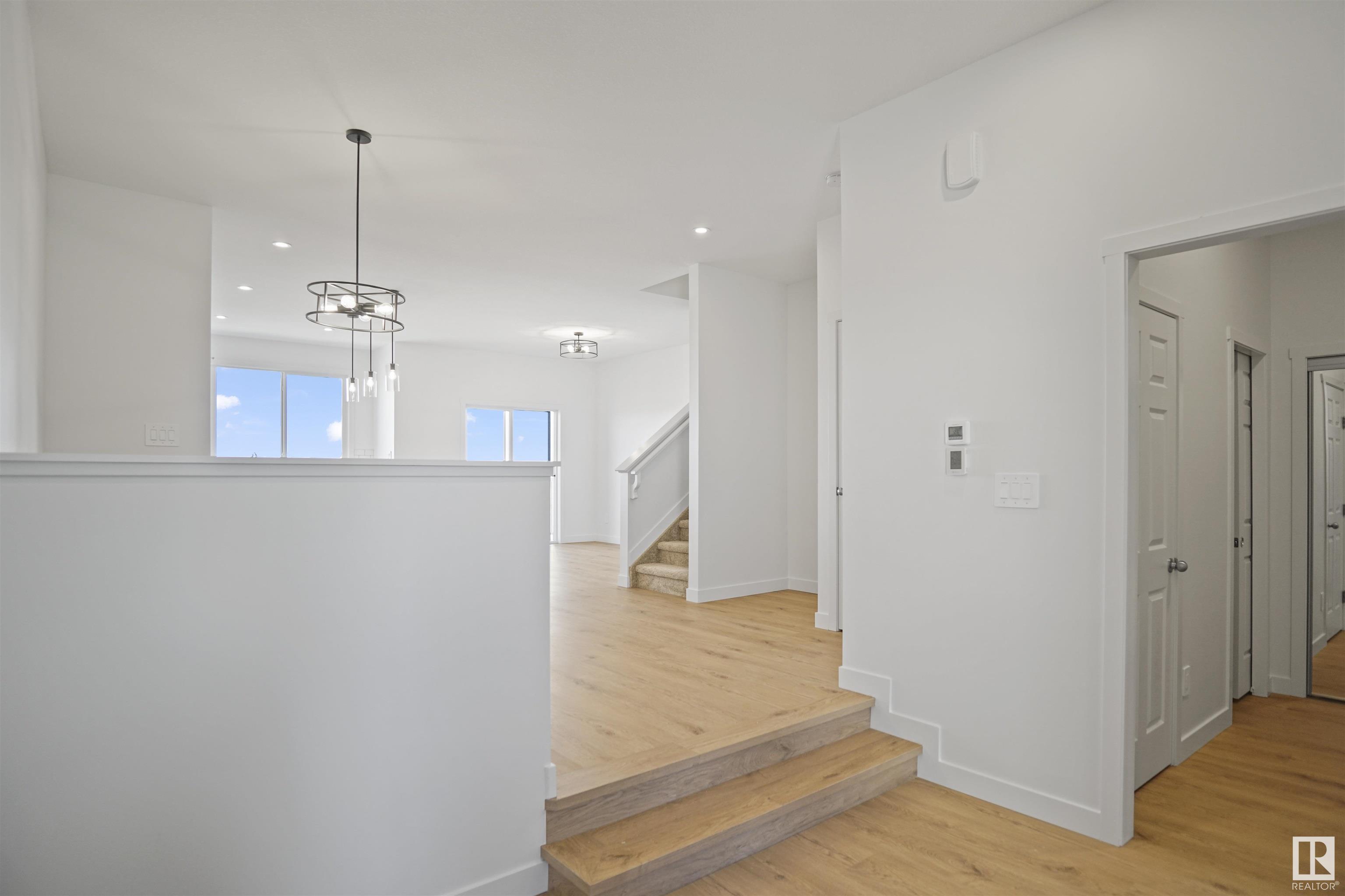      270 SUNLAND WY , Sherwood Park,  ,T8H 2Y7 ;  Listing Number: MLS E4415230