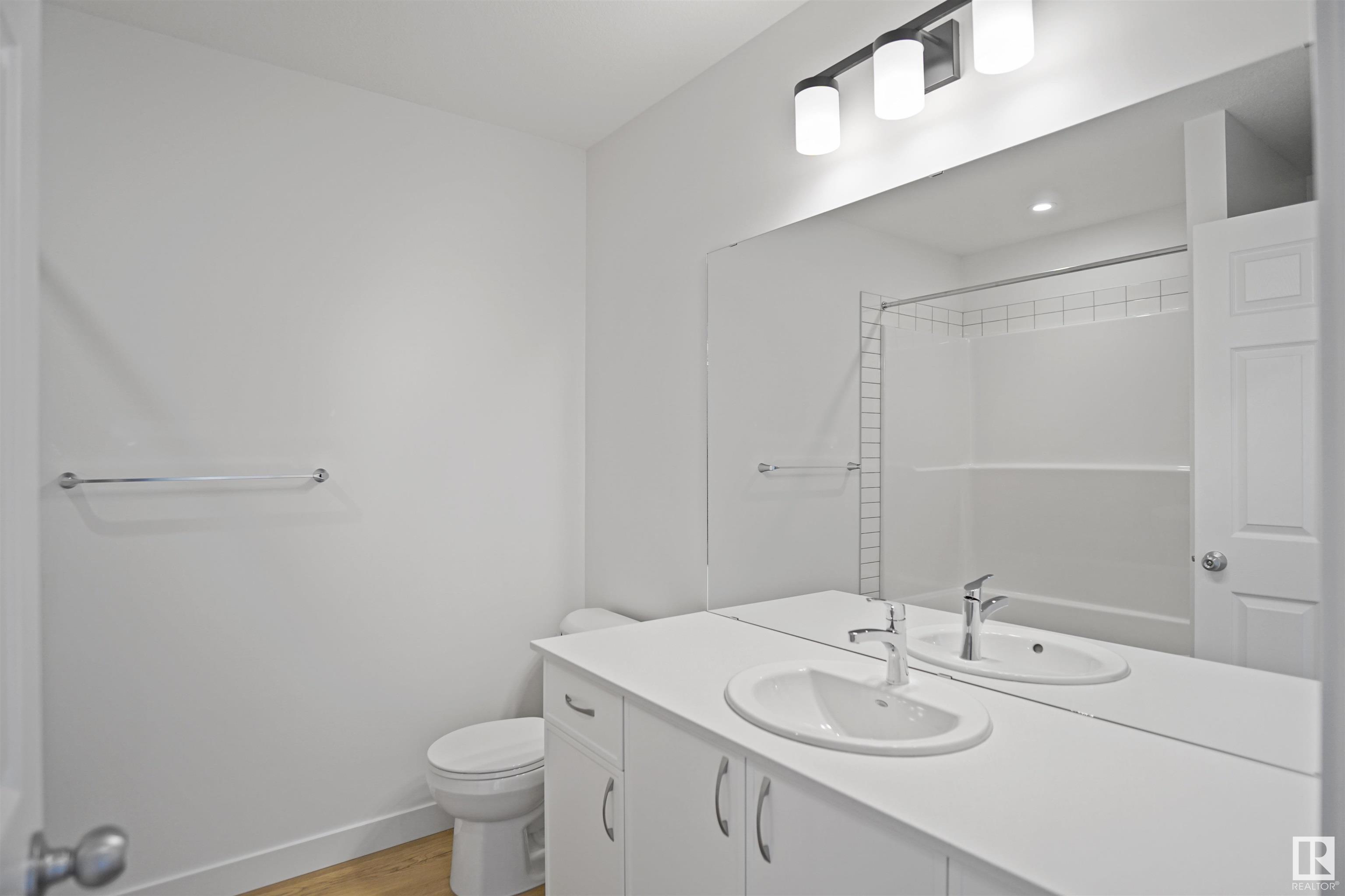      270 SUNLAND WY , Sherwood Park,  ,T8H 2Y7 ;  Listing Number: MLS E4415230