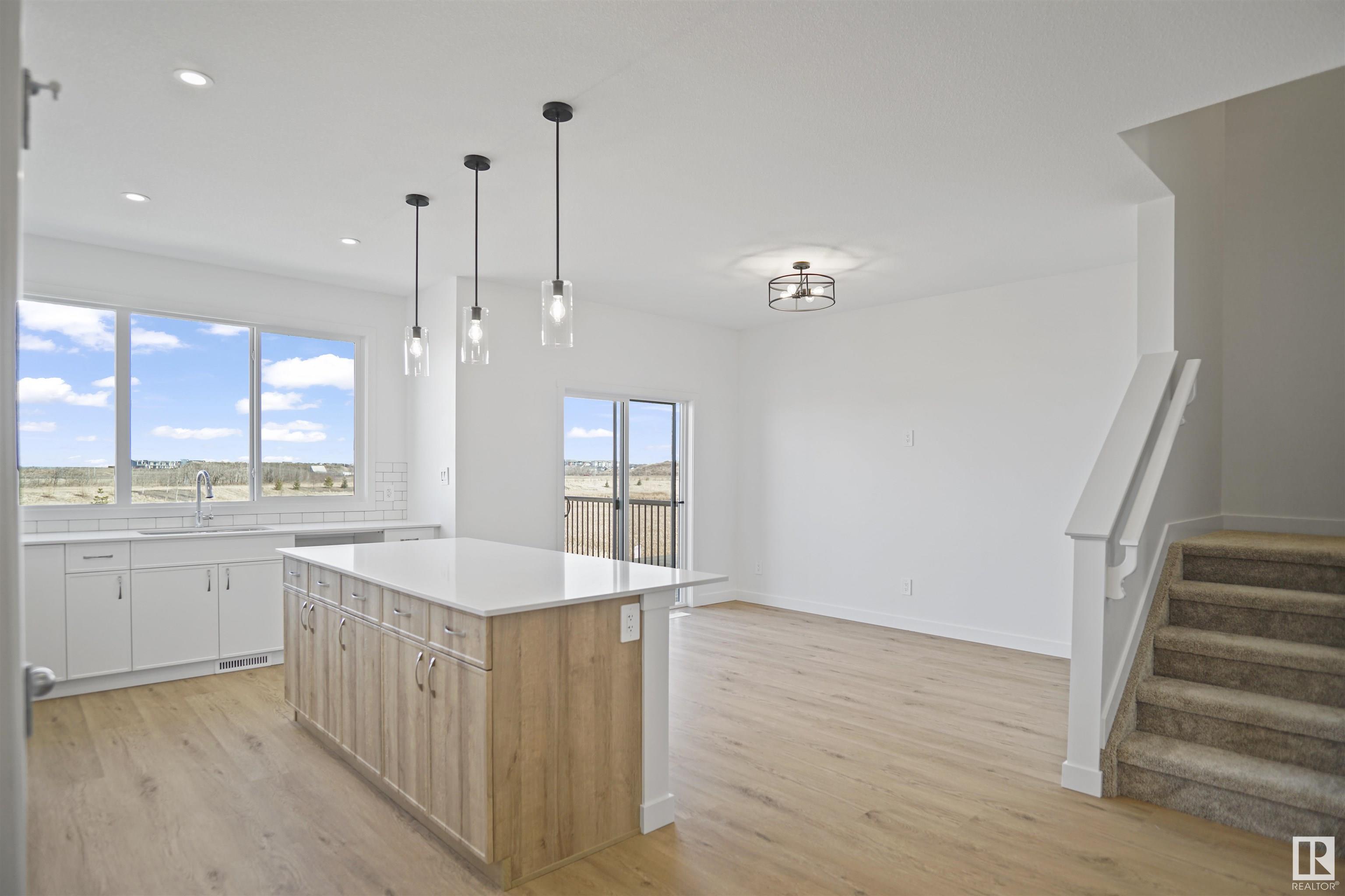      270 SUNLAND WY , Sherwood Park,  ,T8H 2Y7 ;  Listing Number: MLS E4415230