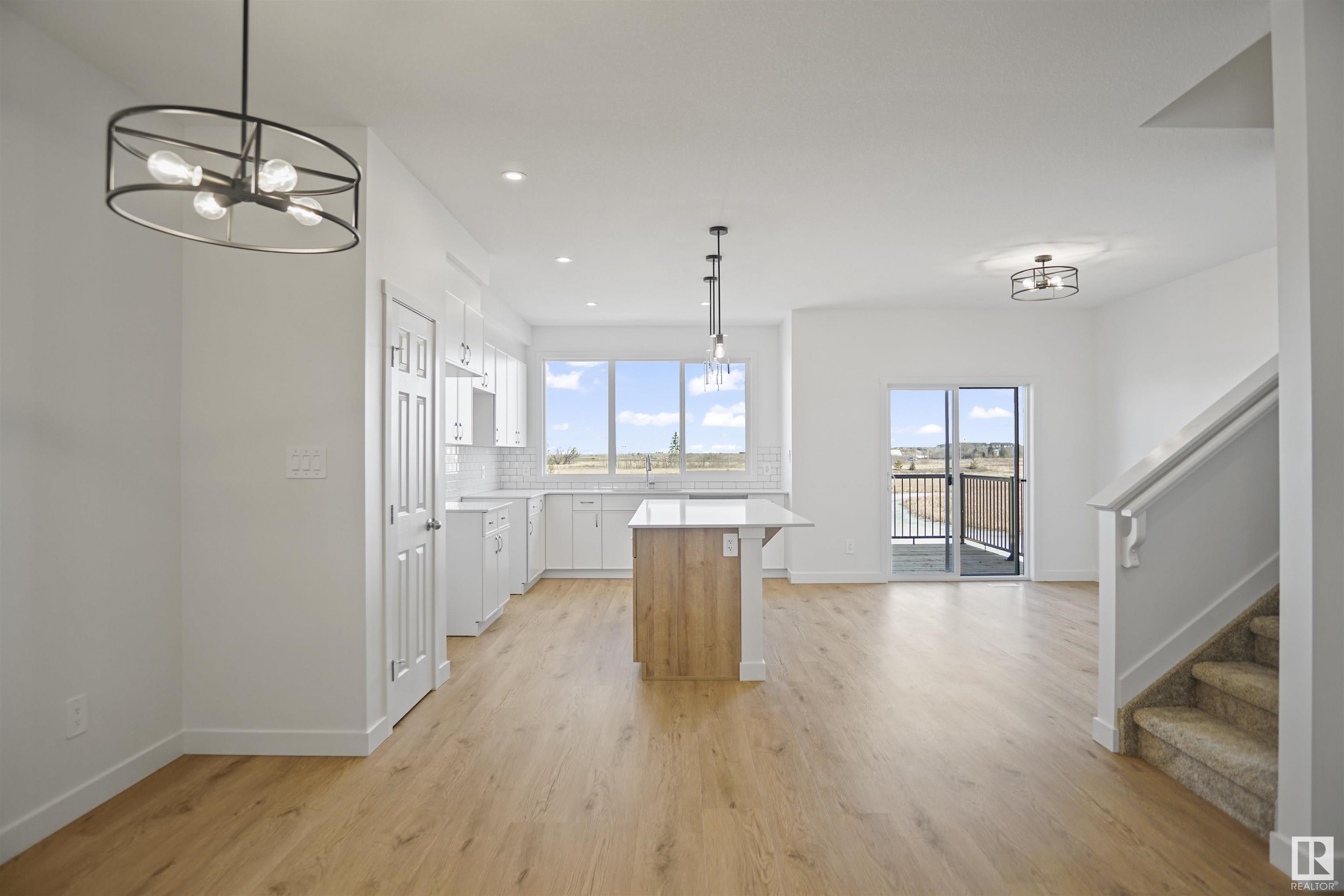      270 SUNLAND WY , Sherwood Park,  ,T8H 2Y7 ;  Listing Number: MLS E4415230