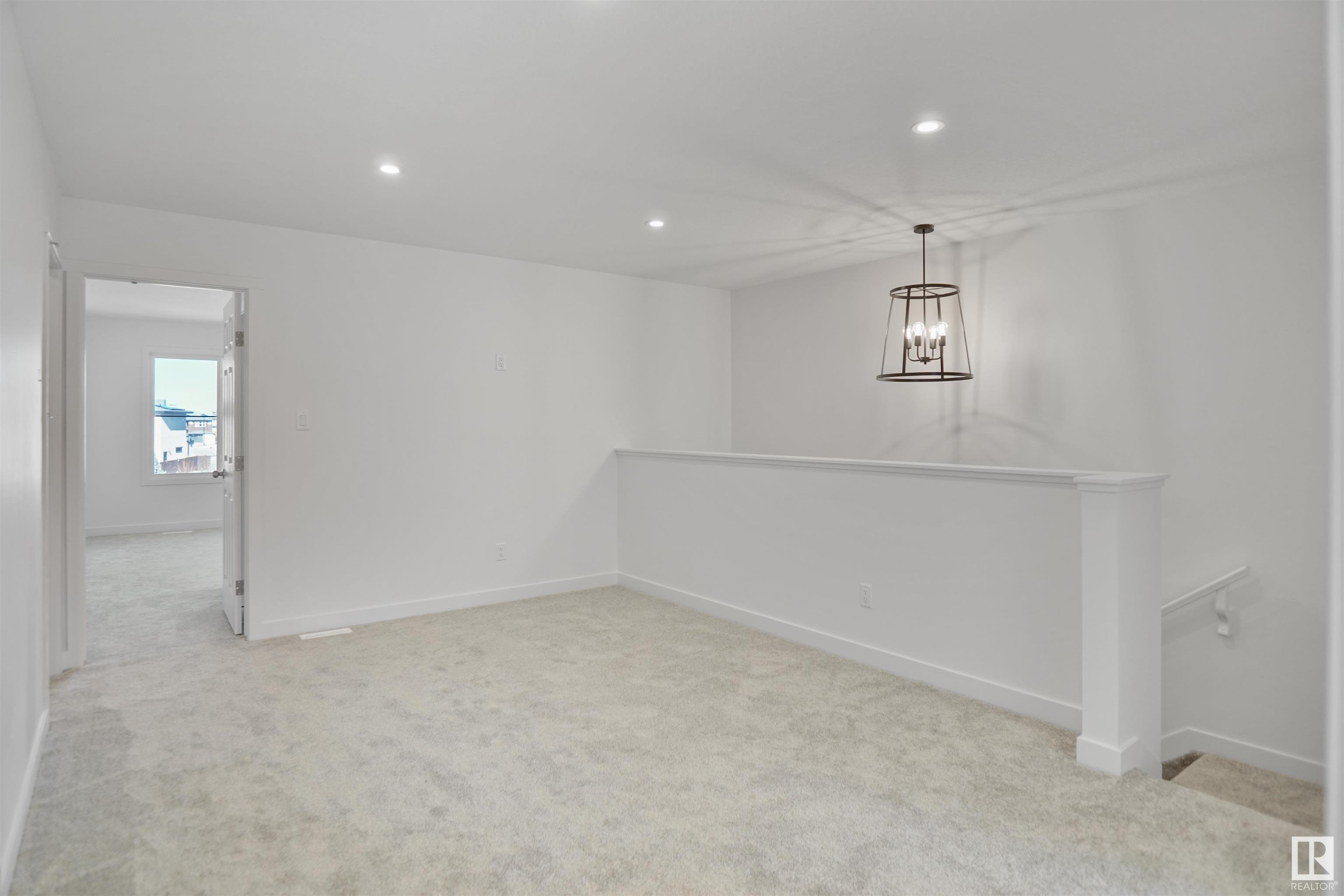      274 SUNLAND WY , Sherwood Park,  ,T8H 2Y7 ;  Listing Number: MLS E4415231