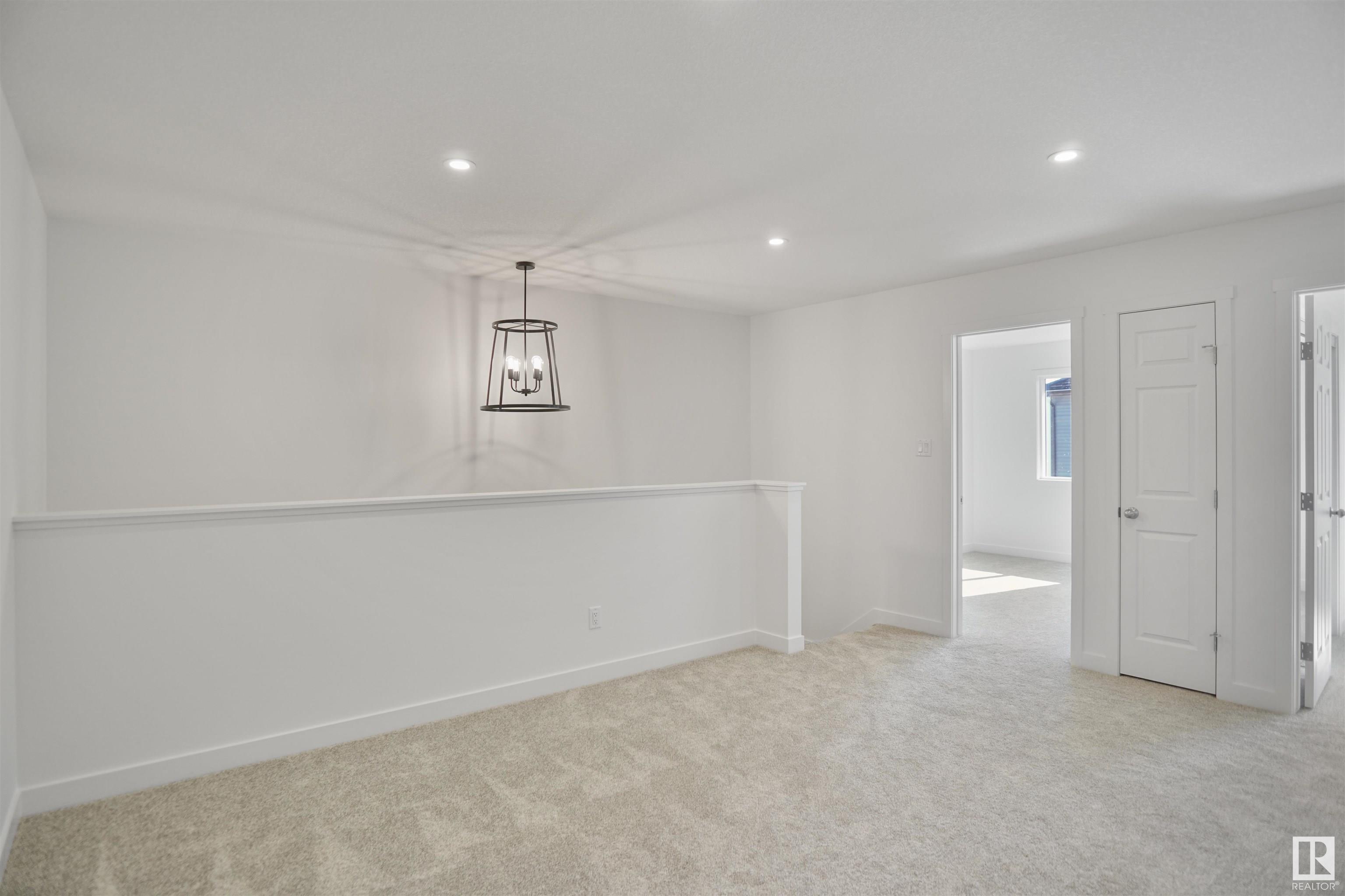      274 SUNLAND WY , Sherwood Park,  ,T8H 2Y7 ;  Listing Number: MLS E4415231
