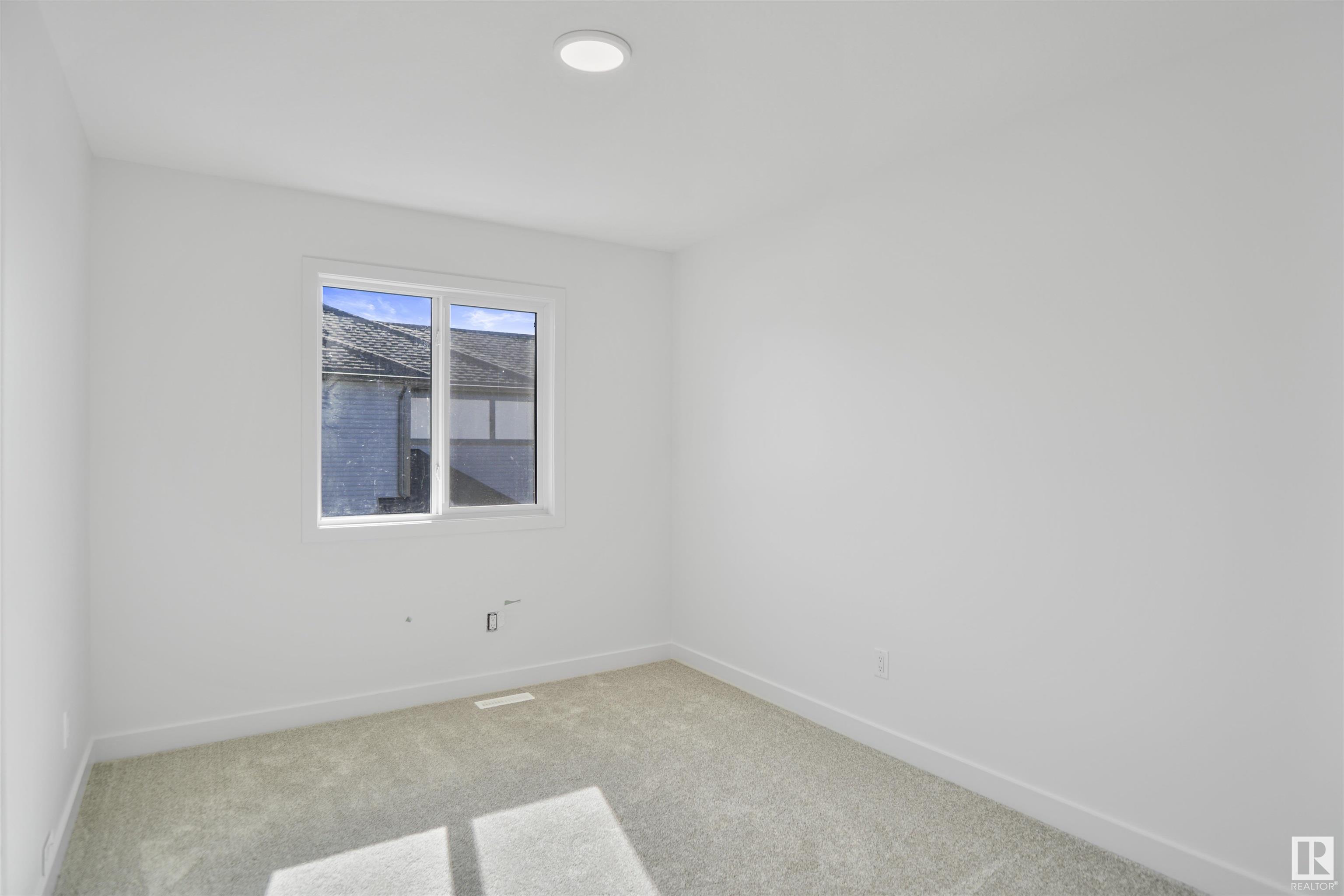      274 SUNLAND WY , Sherwood Park,  ,T8H 2Y7 ;  Listing Number: MLS E4415231