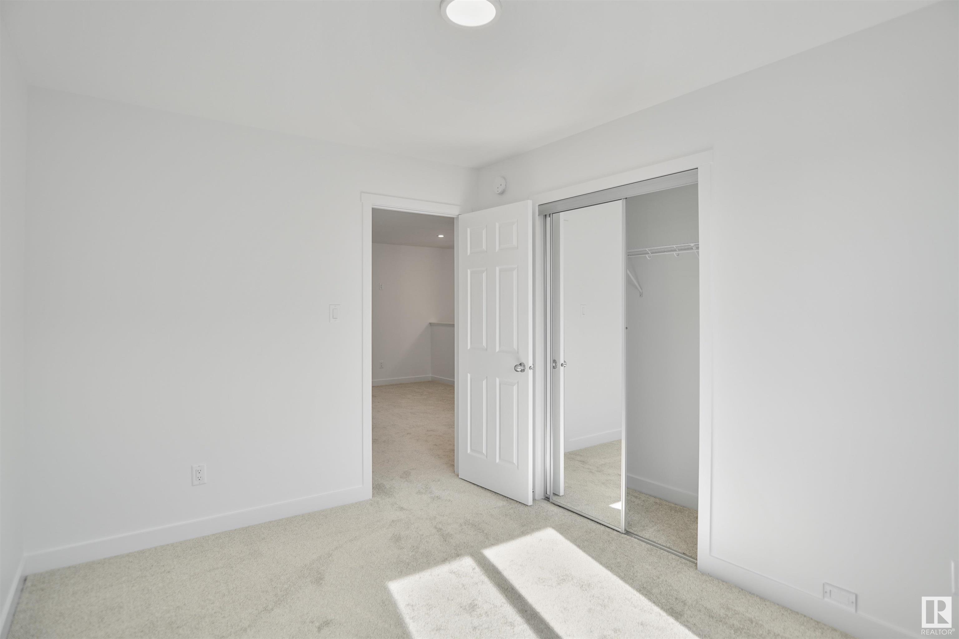      274 SUNLAND WY , Sherwood Park,  ,T8H 2Y7 ;  Listing Number: MLS E4415231