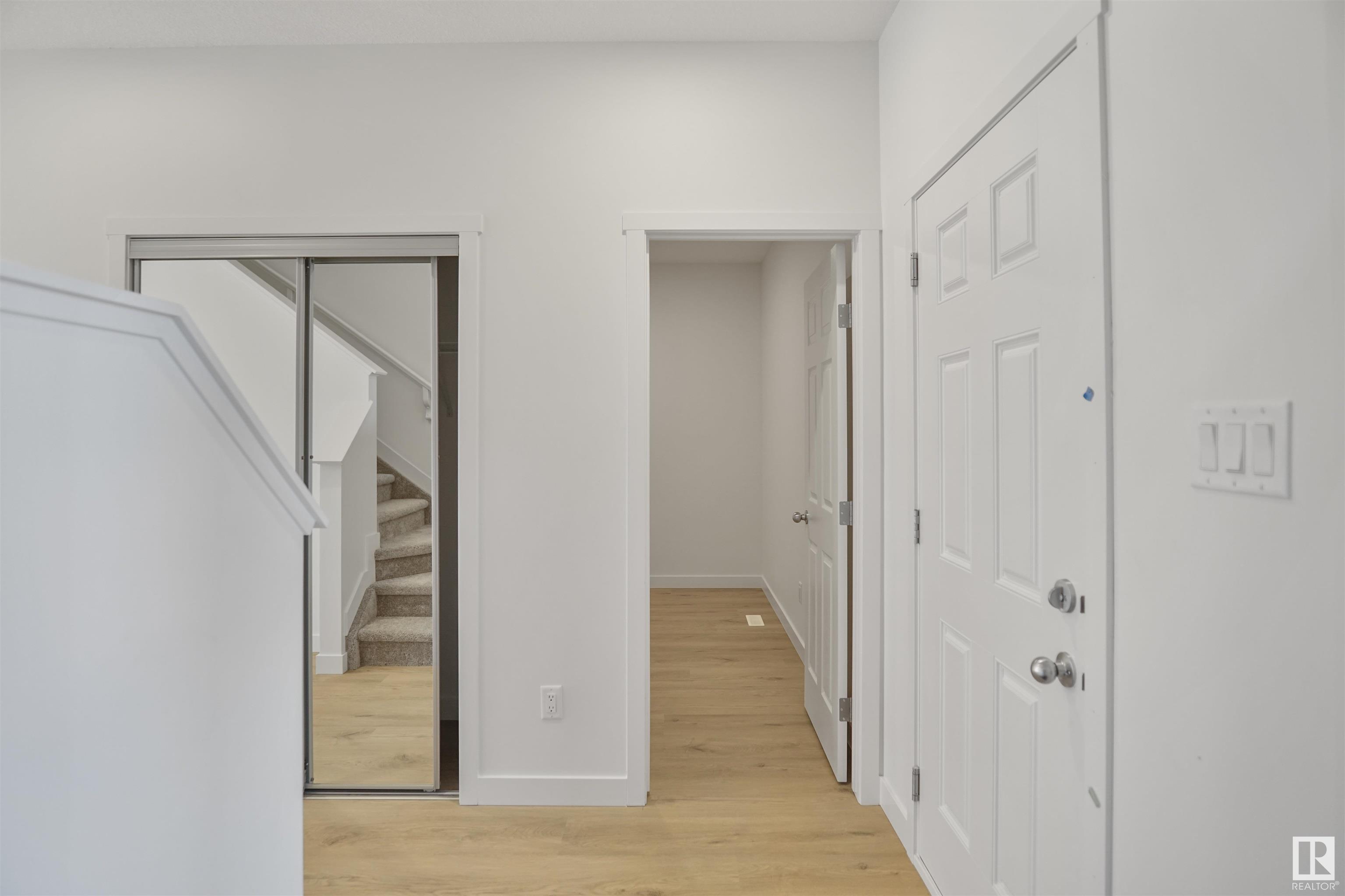      274 SUNLAND WY , Sherwood Park,  ,T8H 2Y7 ;  Listing Number: MLS E4415231