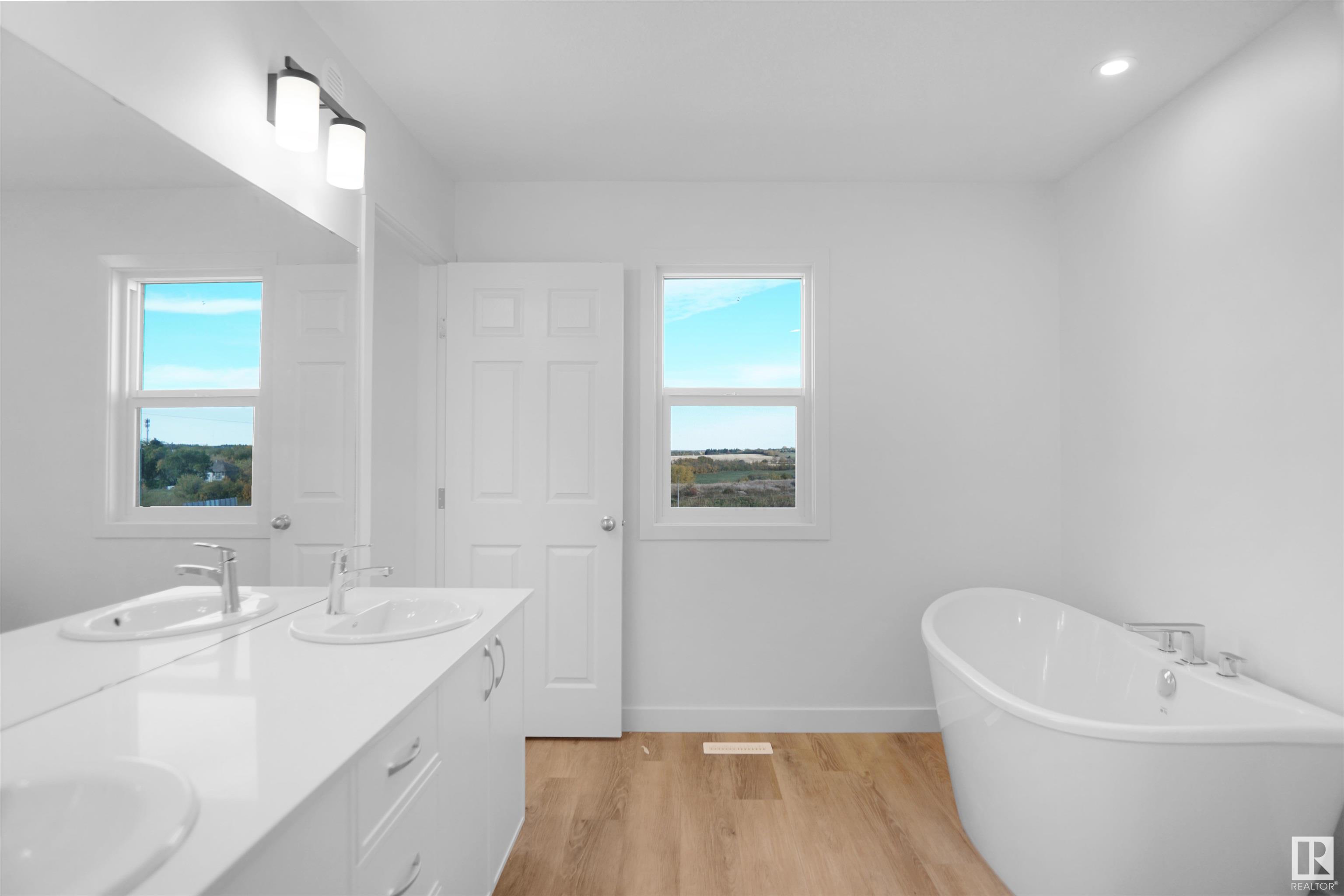      278 SUNLAND WY , Sherwood Park,  ,T8H 2Y7 ;  Listing Number: MLS E4415232