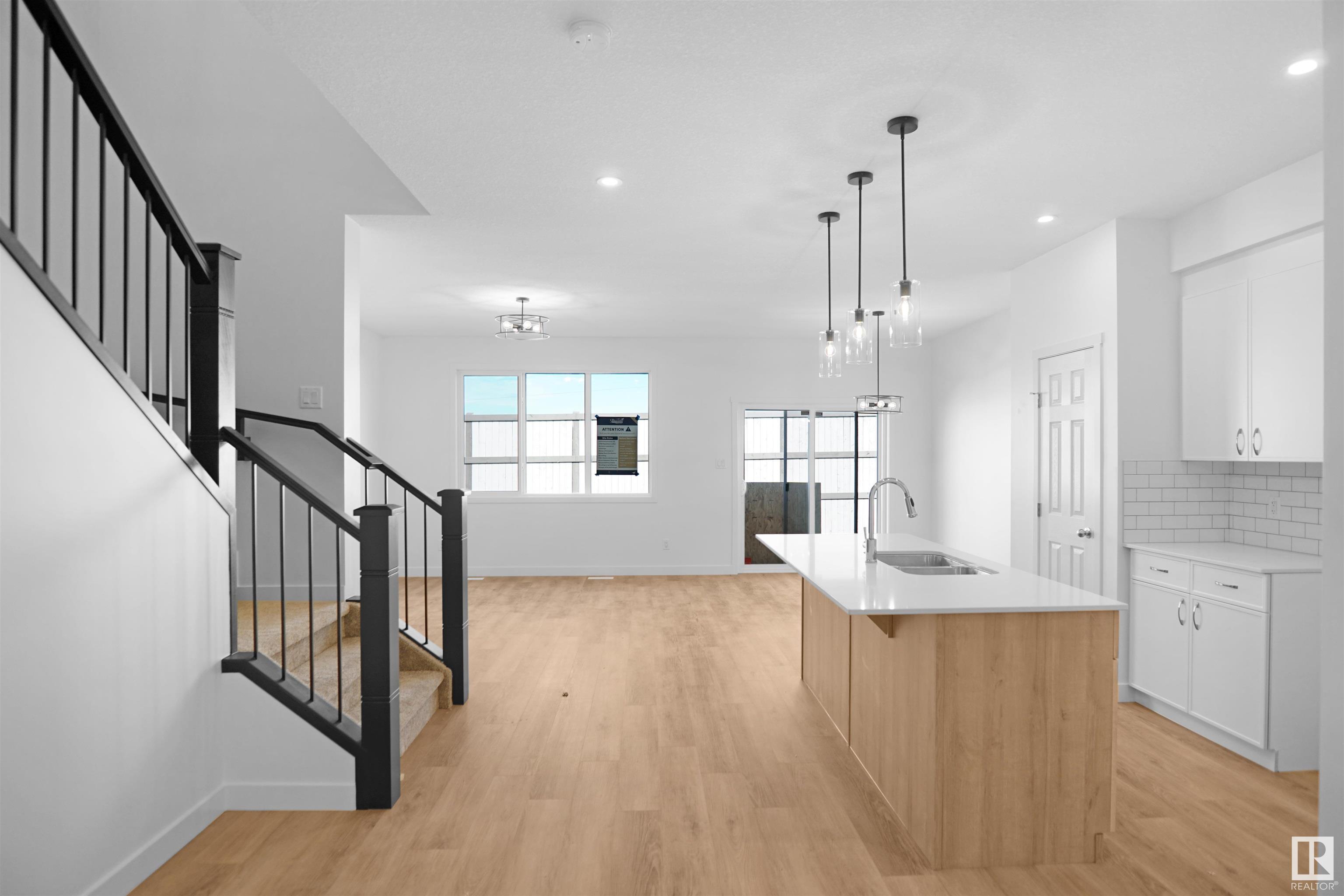      278 SUNLAND WY , Sherwood Park,  ,T8H 2Y7 ;  Listing Number: MLS E4415232