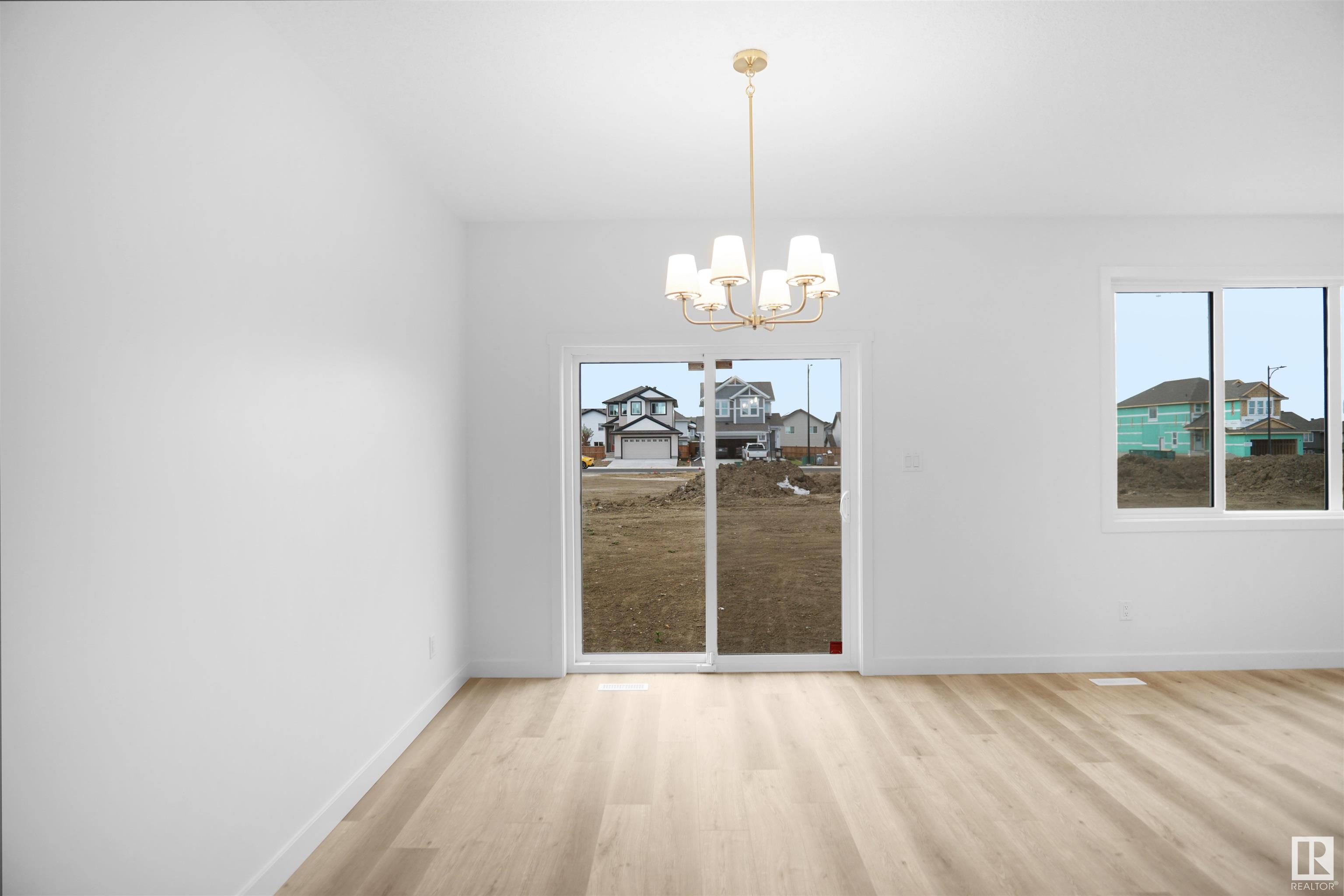      286 SUNLAND WY , Sherwood Park,  ,T8H 2X7 ;  Listing Number: MLS E4415234