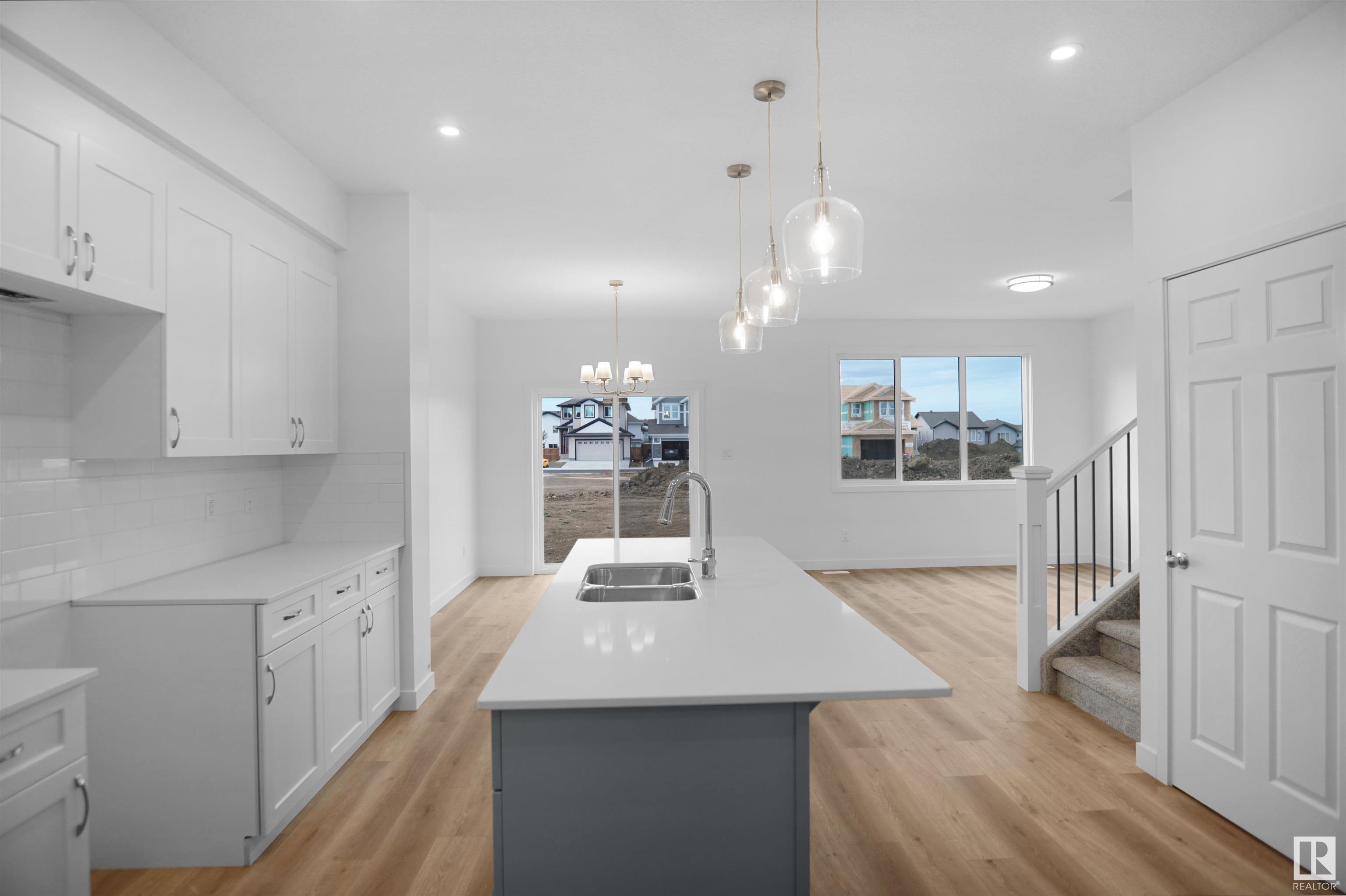      286 SUNLAND WY , Sherwood Park,  ,T8H 2X7 ;  Listing Number: MLS E4415234