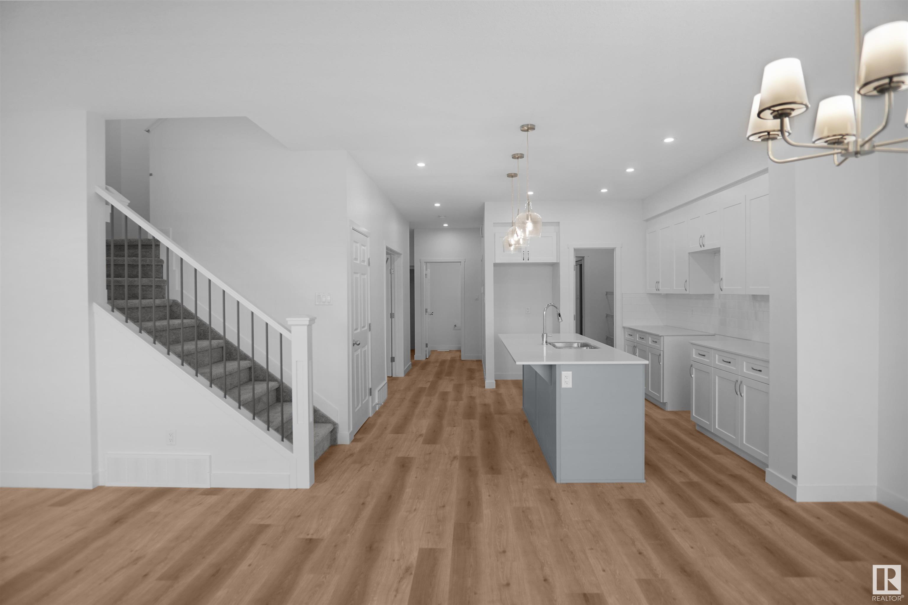      286 SUNLAND WY , Sherwood Park,  ,T8H 2X7 ;  Listing Number: MLS E4415234